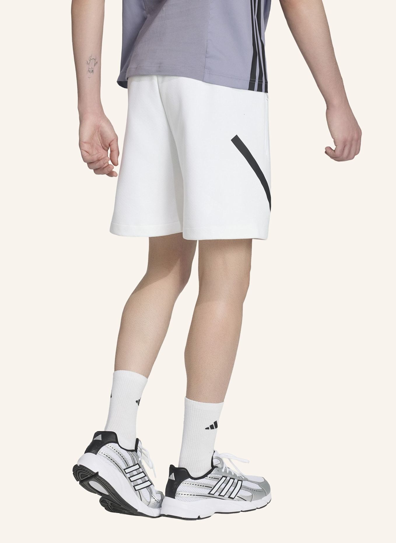 adidas ADIDAS Z.N.E. SHORTS: WEISS