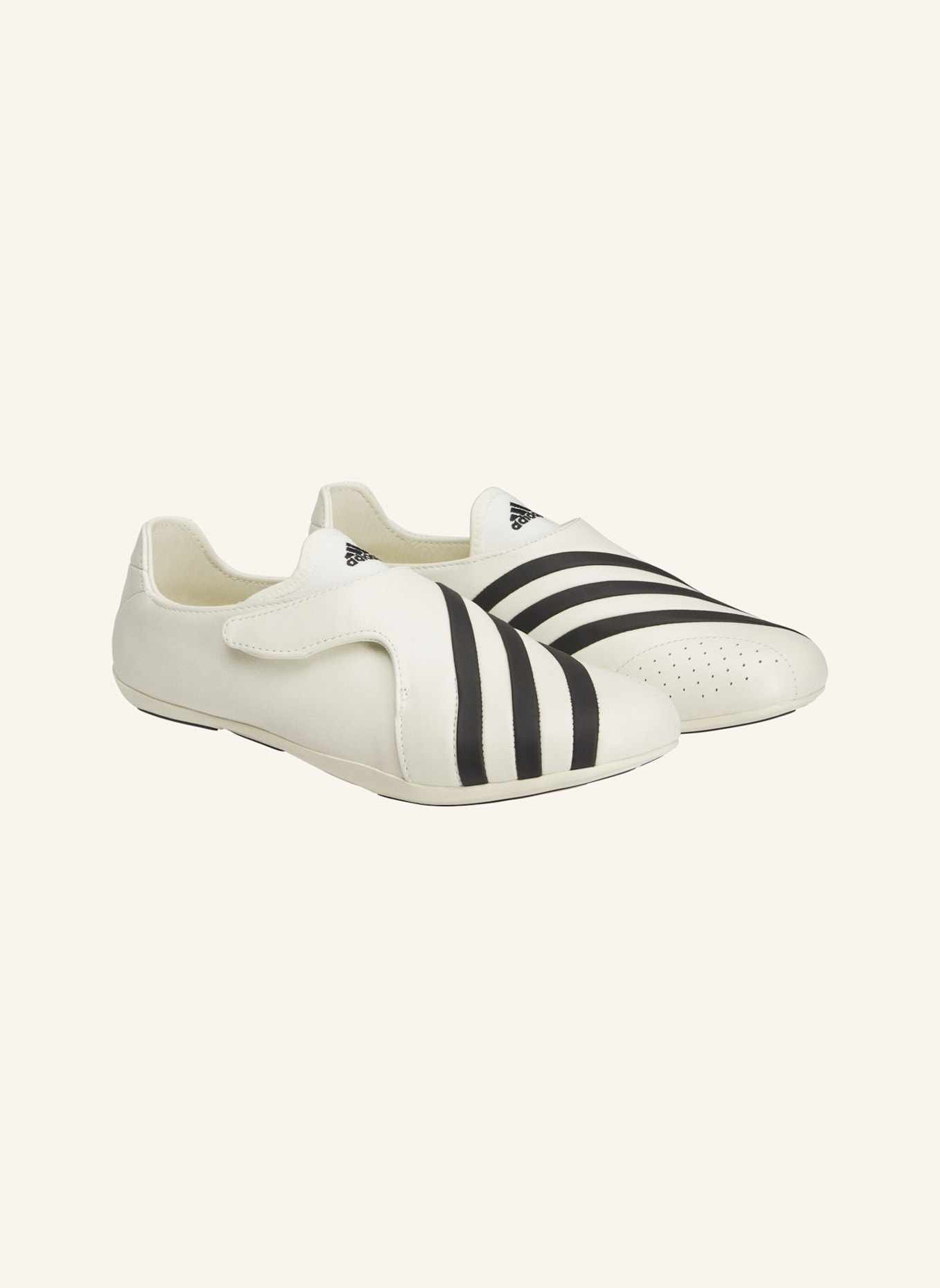 adidas Originals VIRGINIA VARIO FLAT EARTHER BY PHARRELL: SCHWARZ/ WEISS