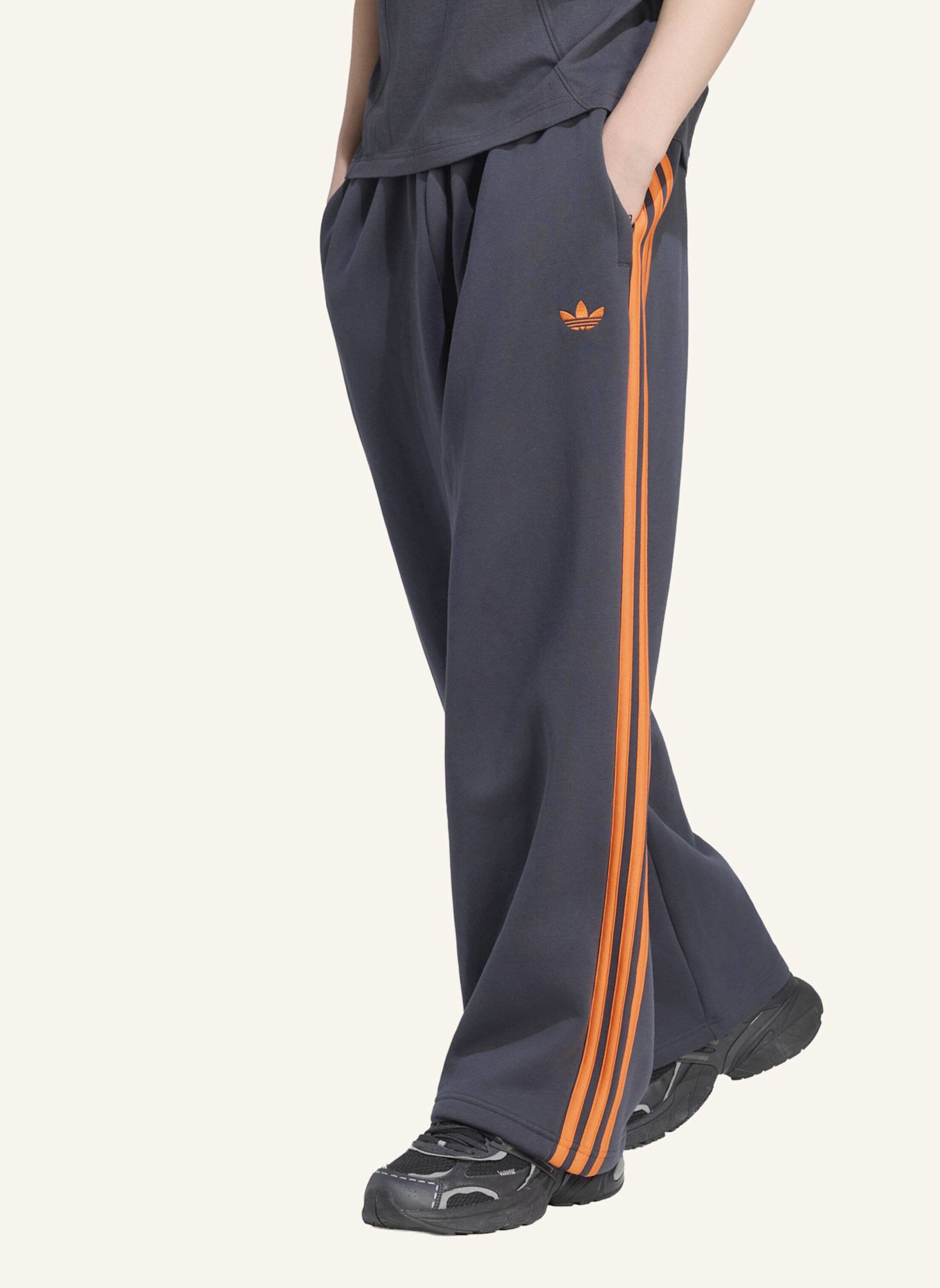 adidas Originals ADICOLOR JOGGINGHOSE, BAGGY: GRAU