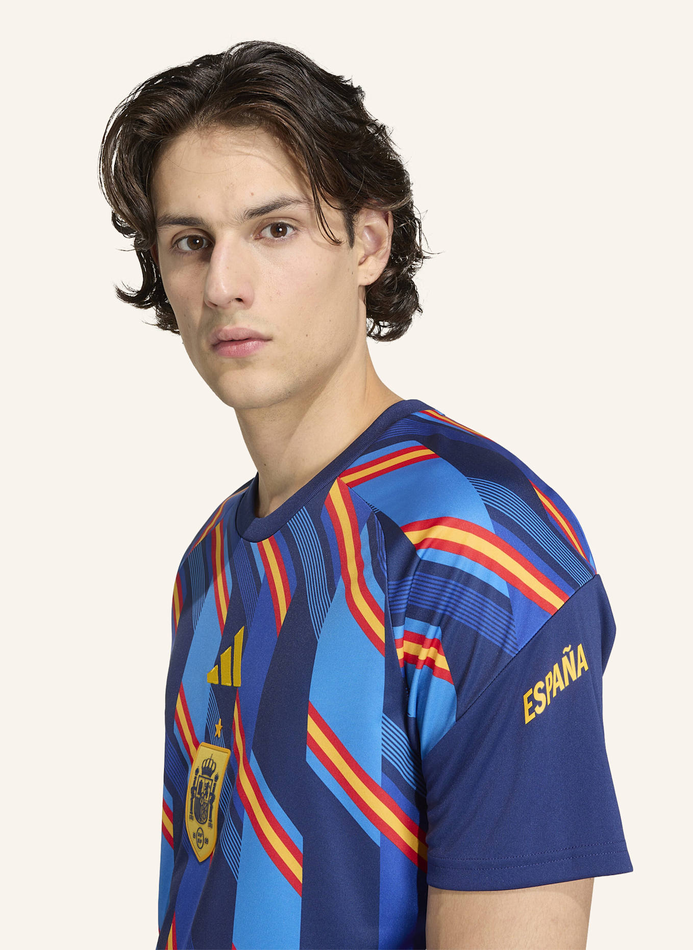 adidas SPANIEN 26 PRE-MATCH HEIMTRIKOT: BLAU
