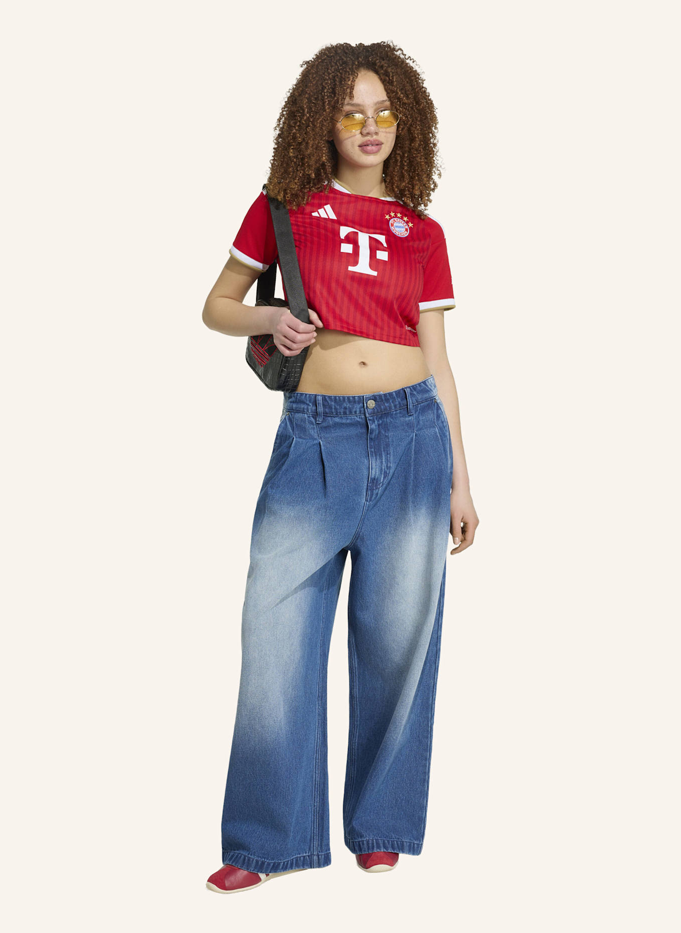 adidas FC BAYERN MÜNCHEN 26/27 HEIMTRIKOT, KÜRZER GESCHNITTEN: ROT/ WEISS