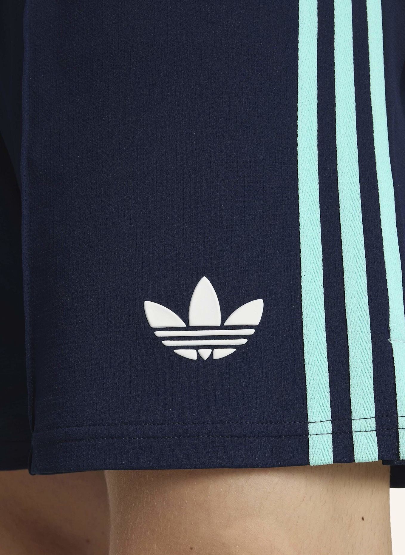 adidas DEUTSCHLAND 26 AUSWÄRTSSHORTS: BLAU