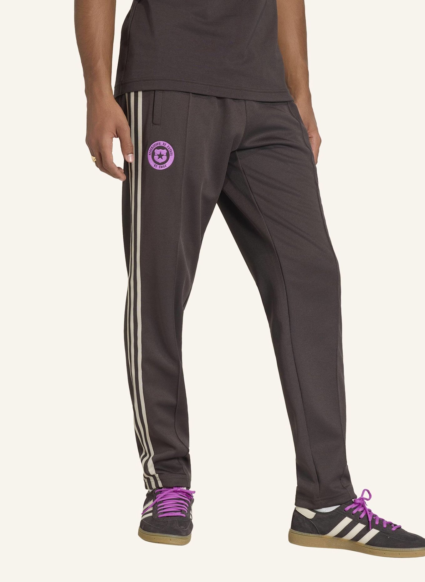 adidas CHILE ORIGINALS TRAININGSHOSE: BRAUN