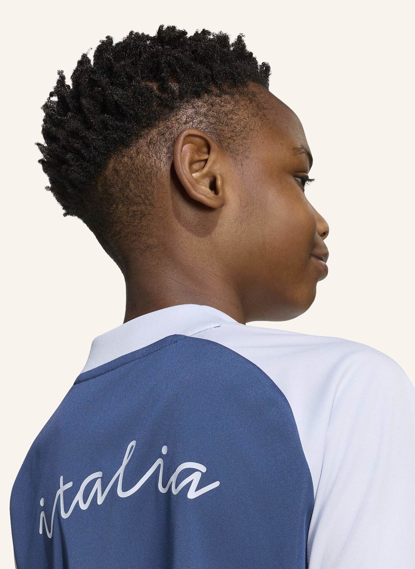 adidas ITALIEN 26 KIDS PRE-MATCH AUSWÄRTSTRIKOT: BLAU