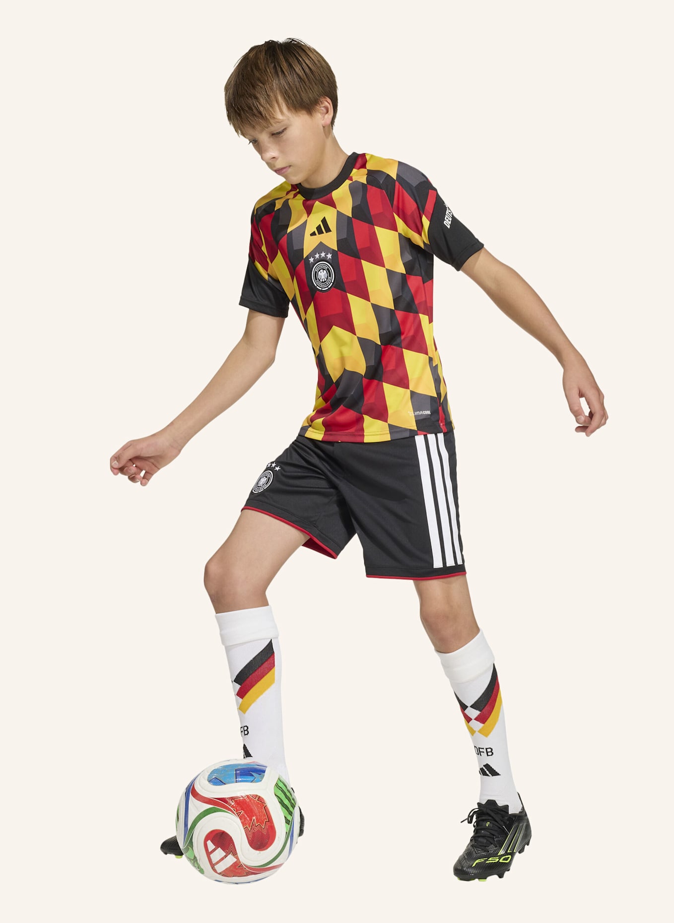 adidas DFB 26 KIDS PRE-MATCH HEIMTRIKOT: SCHWARZ/ GELB