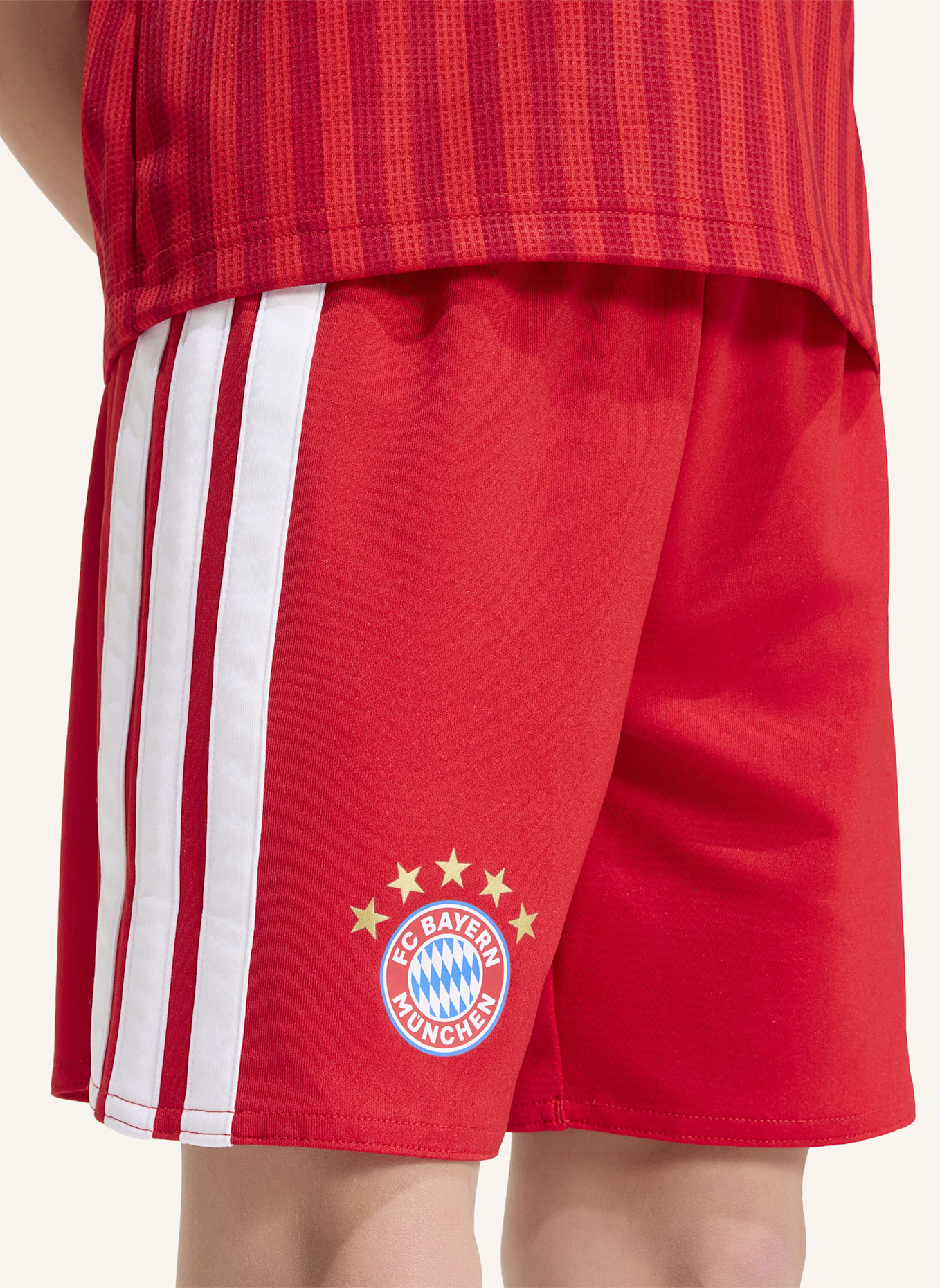 adidas FC BAYERN MÜNCHEN 26/27 KIDS HEIMAUSRÜSTUNG: ROT/ WEISS