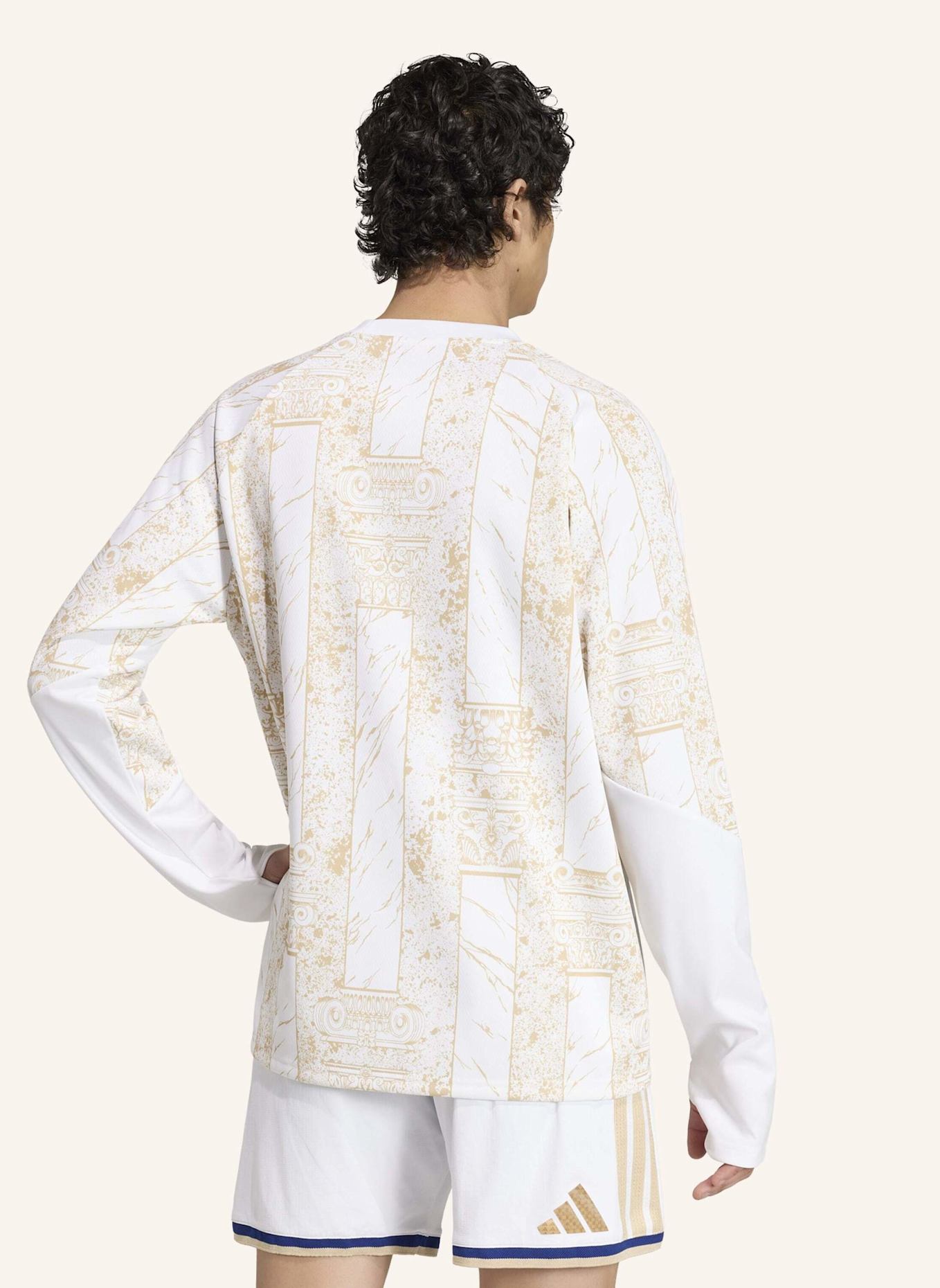 adidas ITALIEN 26 PRE-MATCH HEIMSWEATSHIRT: WEISS/ BEIGE