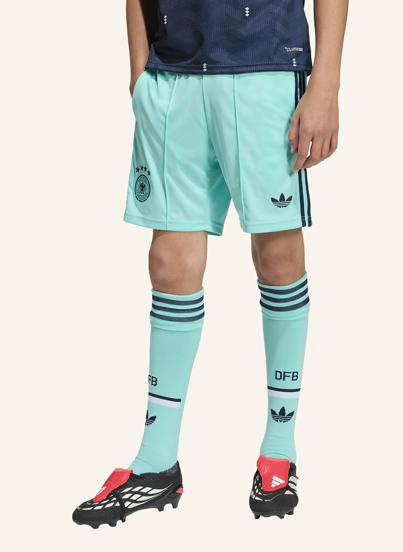 adidas DEUTSCHLAND 26 KIDS AUSWÄRTSSHORTS: GRÜN