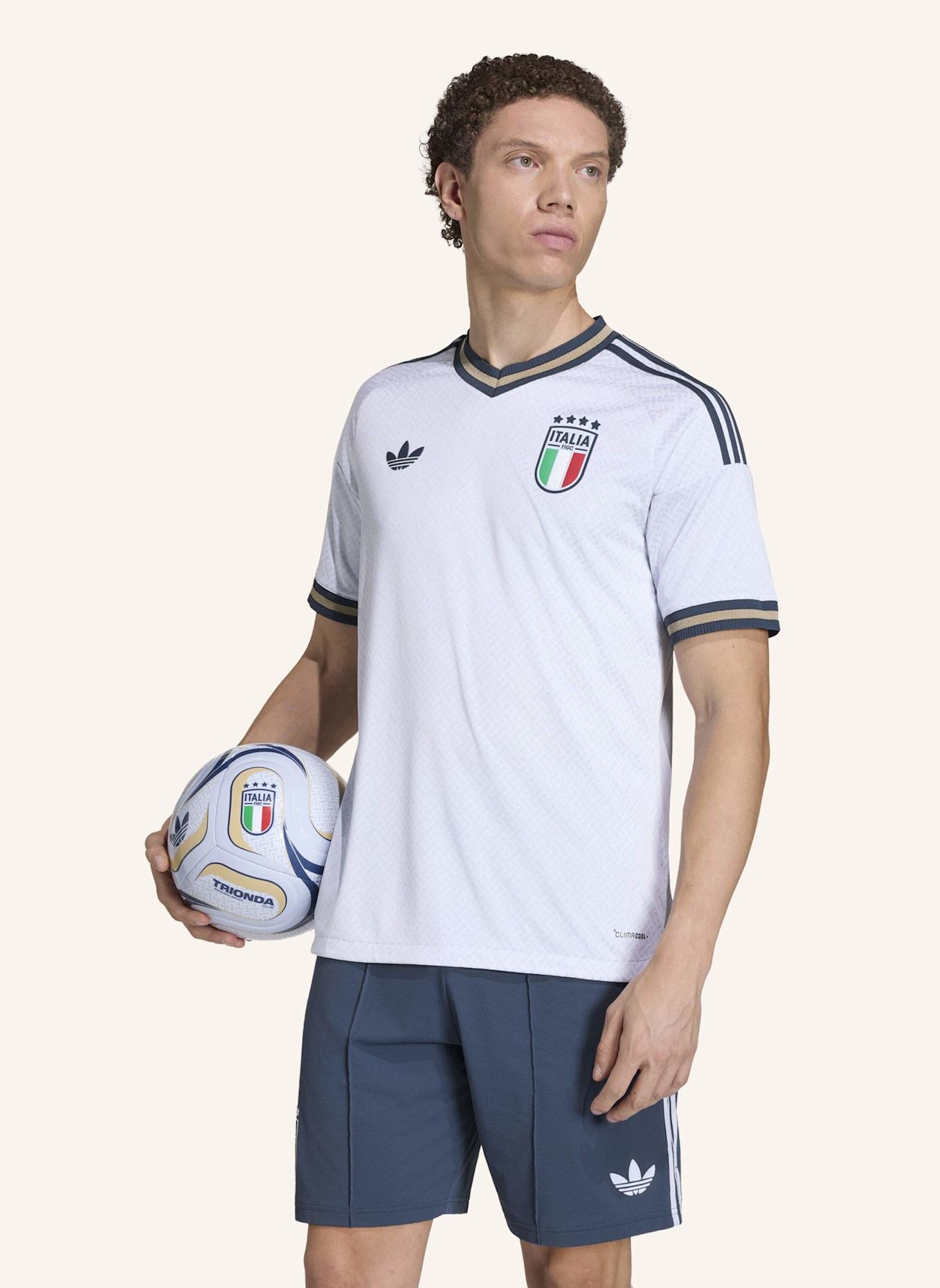 adidas ITALIEN 26 AUTHENTIC AUSWÄRTSTRIKOT: BLAU