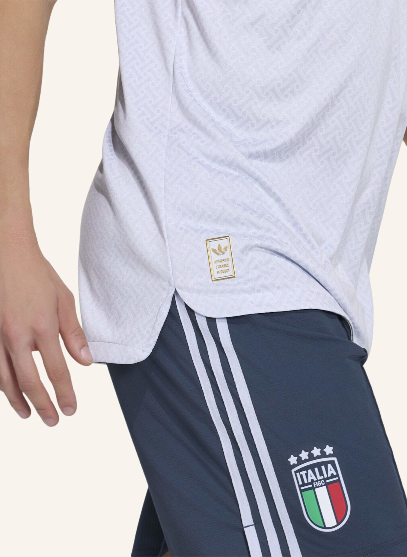 adidas ITALIEN 26 AUTHENTIC AUSWÄRTSTRIKOT: BLAU