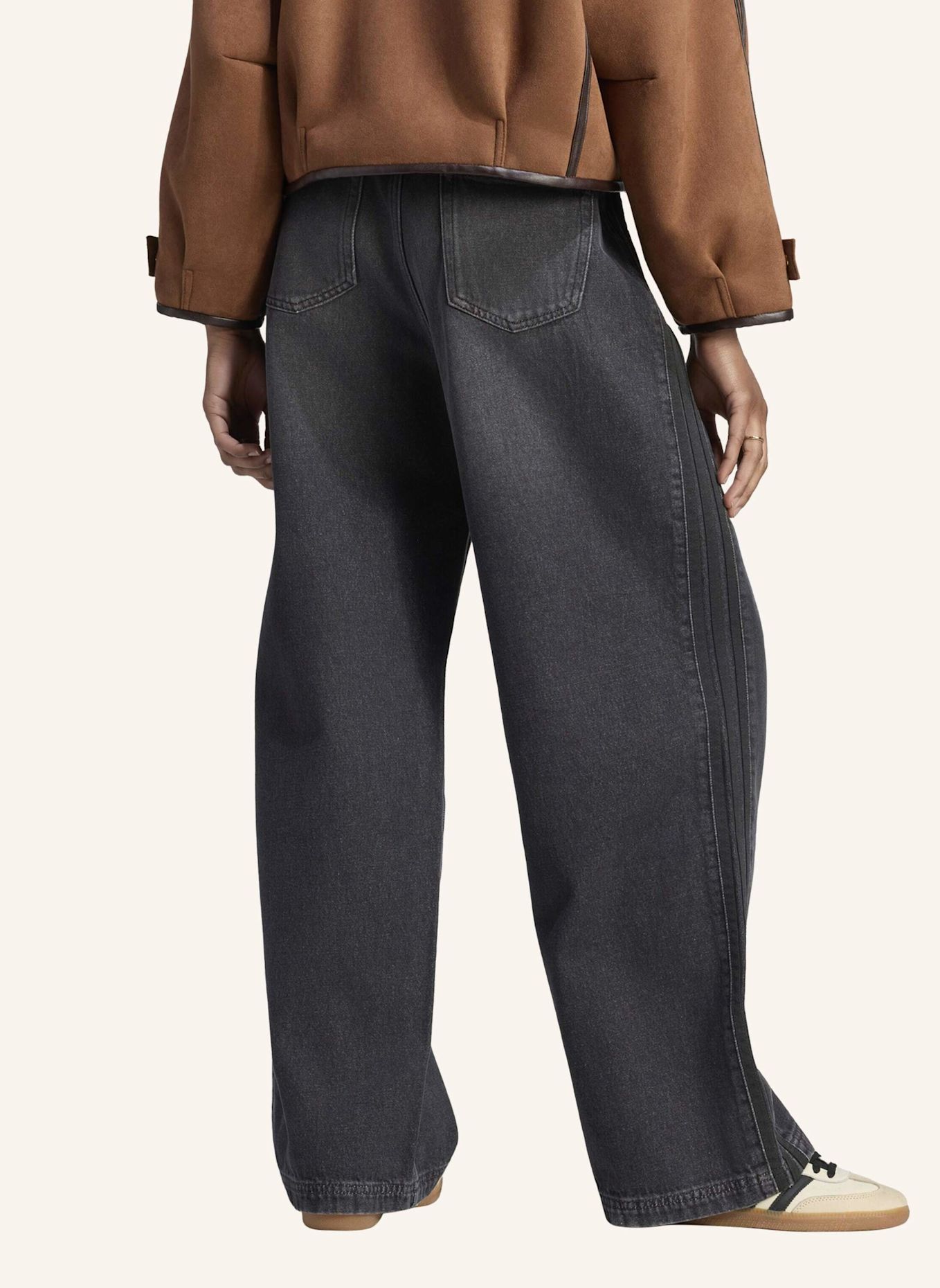 adidas Originals ADILENIUM SEASON 6 BAGGY-DENIMHOSE: SCHWARZ