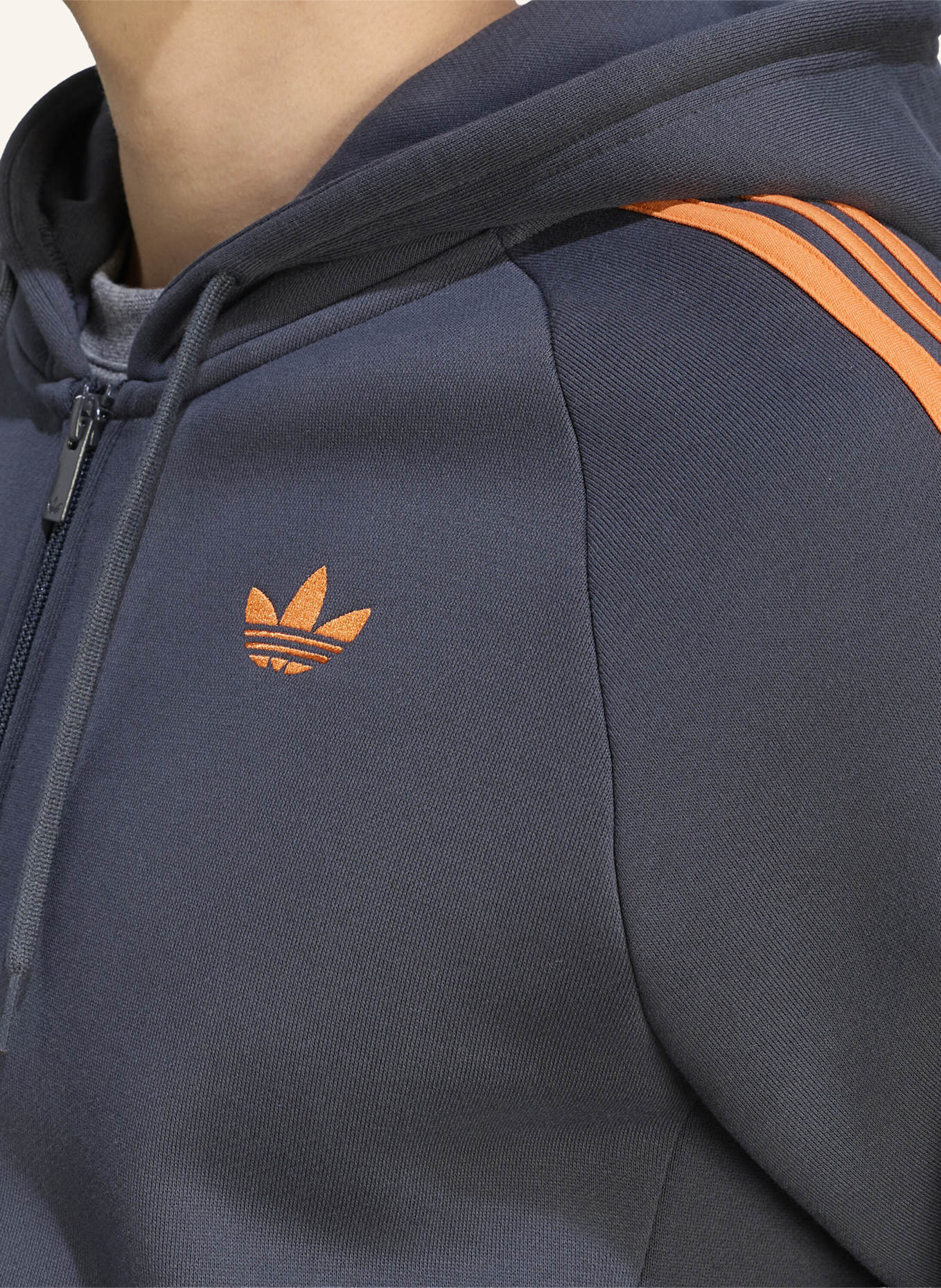 adidas Originals ADICOLOR OVER THE HOOD STRIPES KAPUZENJACKE: GRAU