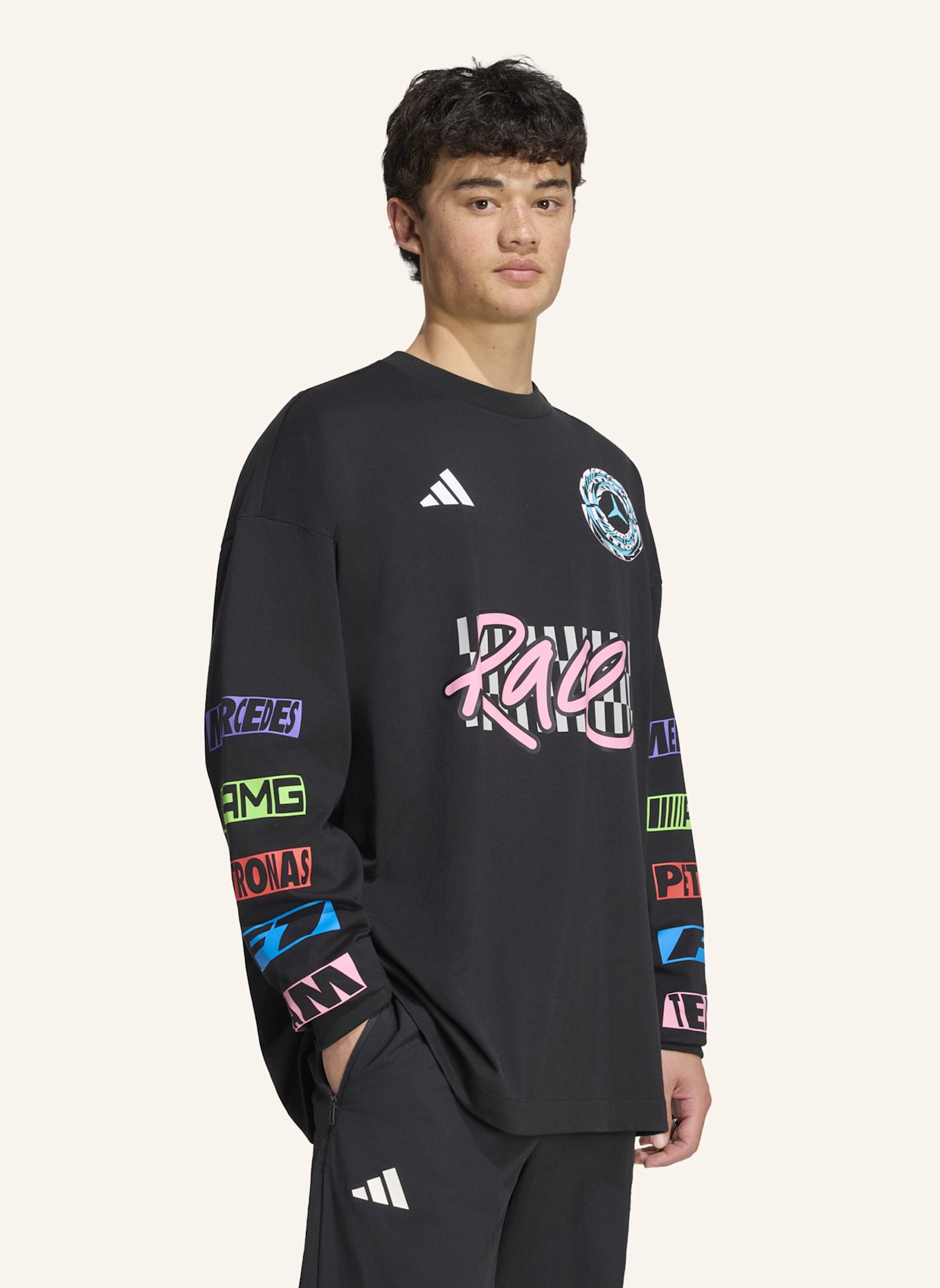 adidas MERCEDES – AMG PETRONAS FORMULA 1 TEAM LIGHTS ON LONGSLEEVE T-SHIRT: SCHWARZ