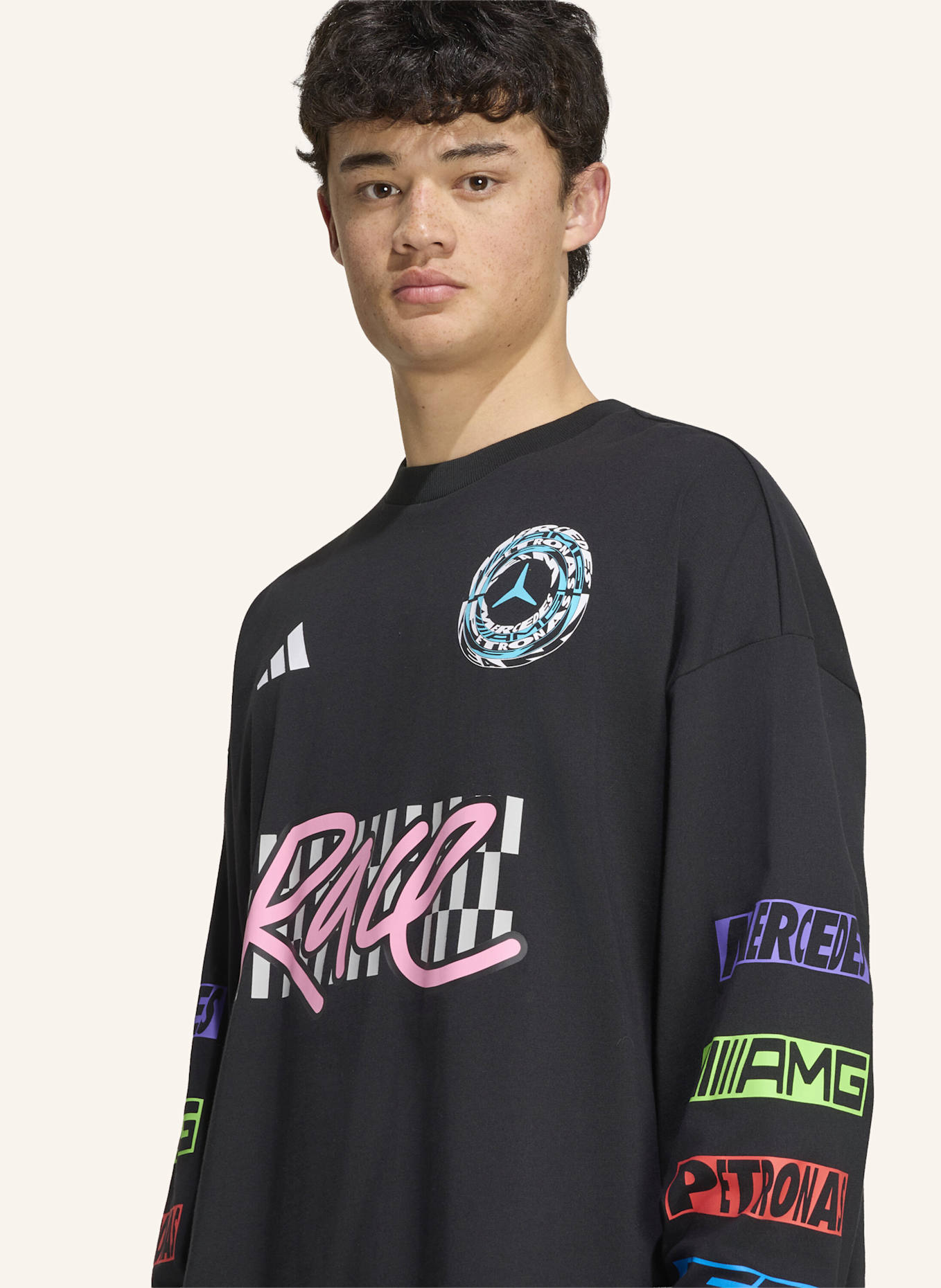 adidas MERCEDES – AMG PETRONAS FORMULA 1 TEAM LIGHTS ON LONGSLEEVE T-SHIRT: SCHWARZ