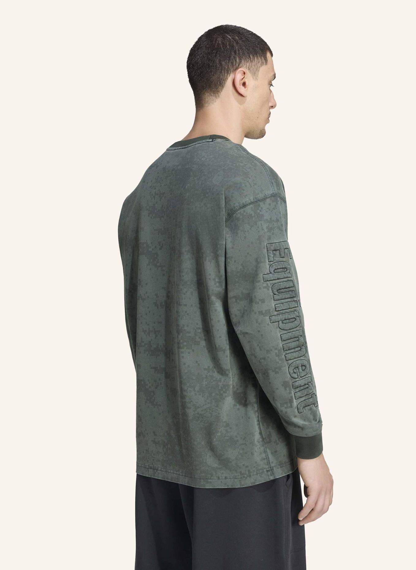 adidas Originals ADIDAS EQUIPMENT T-SHIRT: SCHWARZ