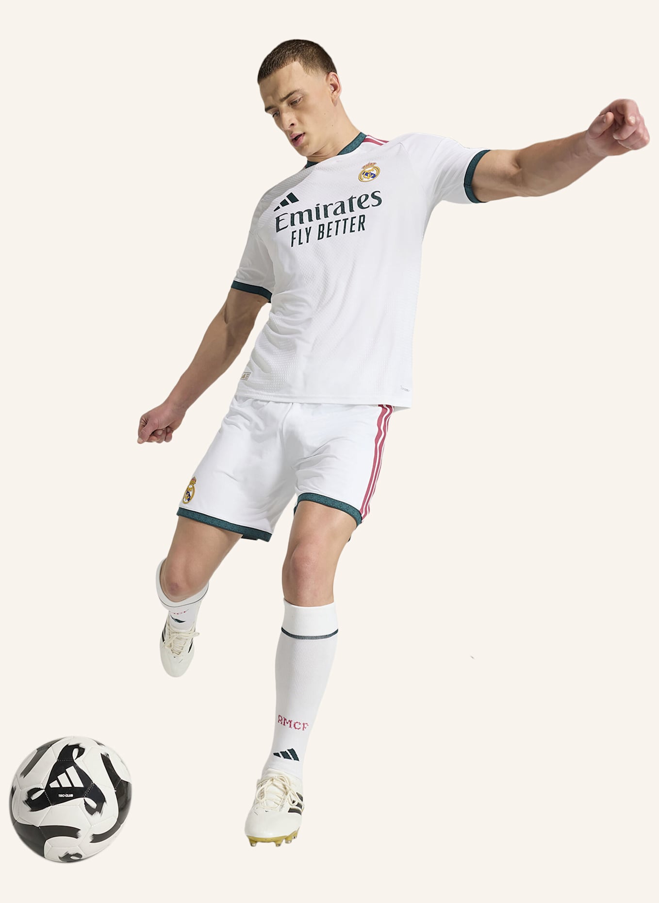 adidas REAL MADRID 26/27 HEIMSHORTS AUTHENTIC: WEISS