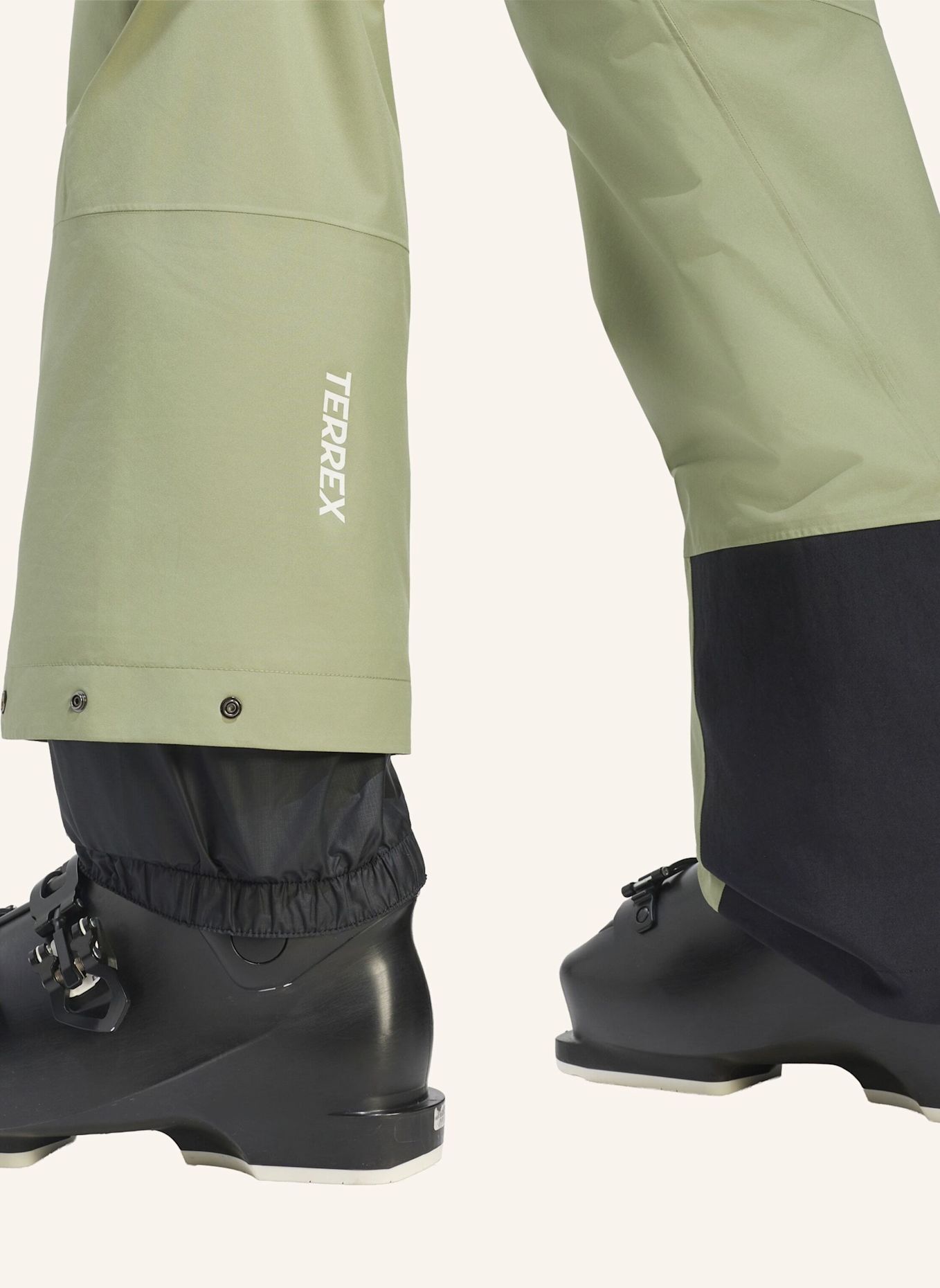 adidas TERREX TERREX MULTI HOSE, 2-LAGIG, CLIMAPROOF, ISOLIERT: GRÜN