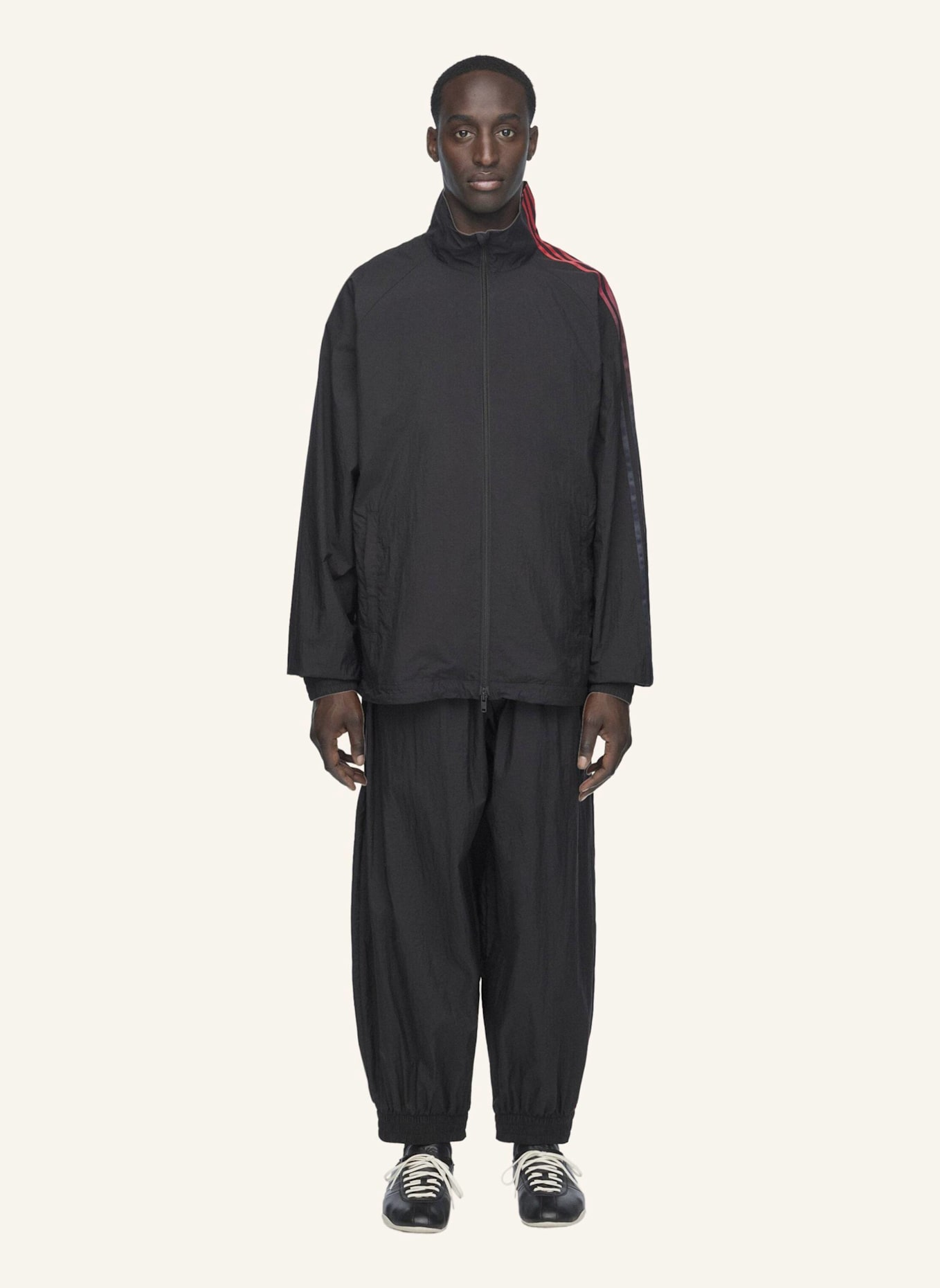Y-3 Y-3 NYLON-TRAININGSHOSE 3-STREIFEN MIT FARBVERLAUF: SCHWARZ