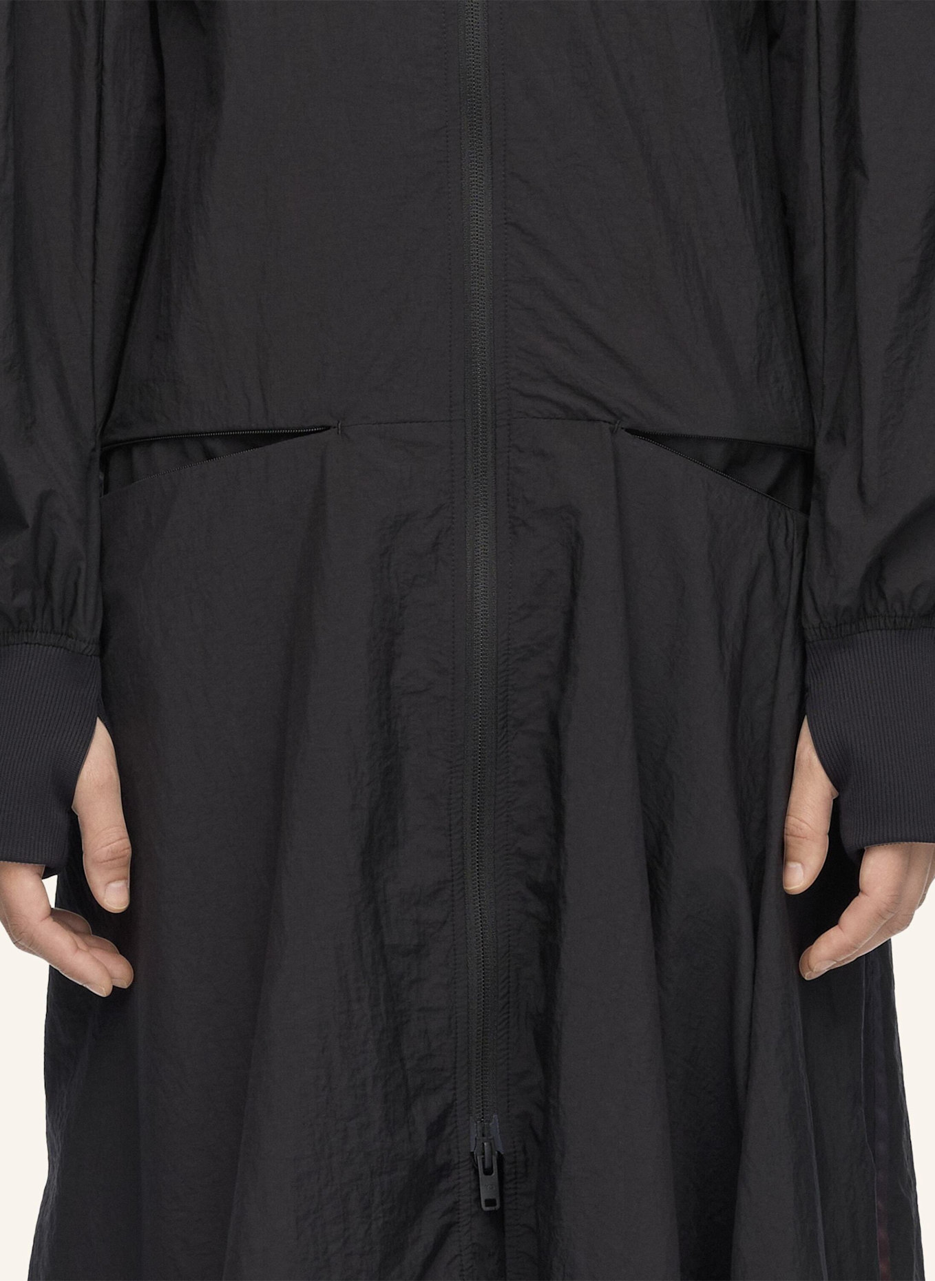 Y-3 Y-3 TRAININGSKLEID, NYLON, 3-STREIFEN, FARBVERLAUF: SCHWARZ