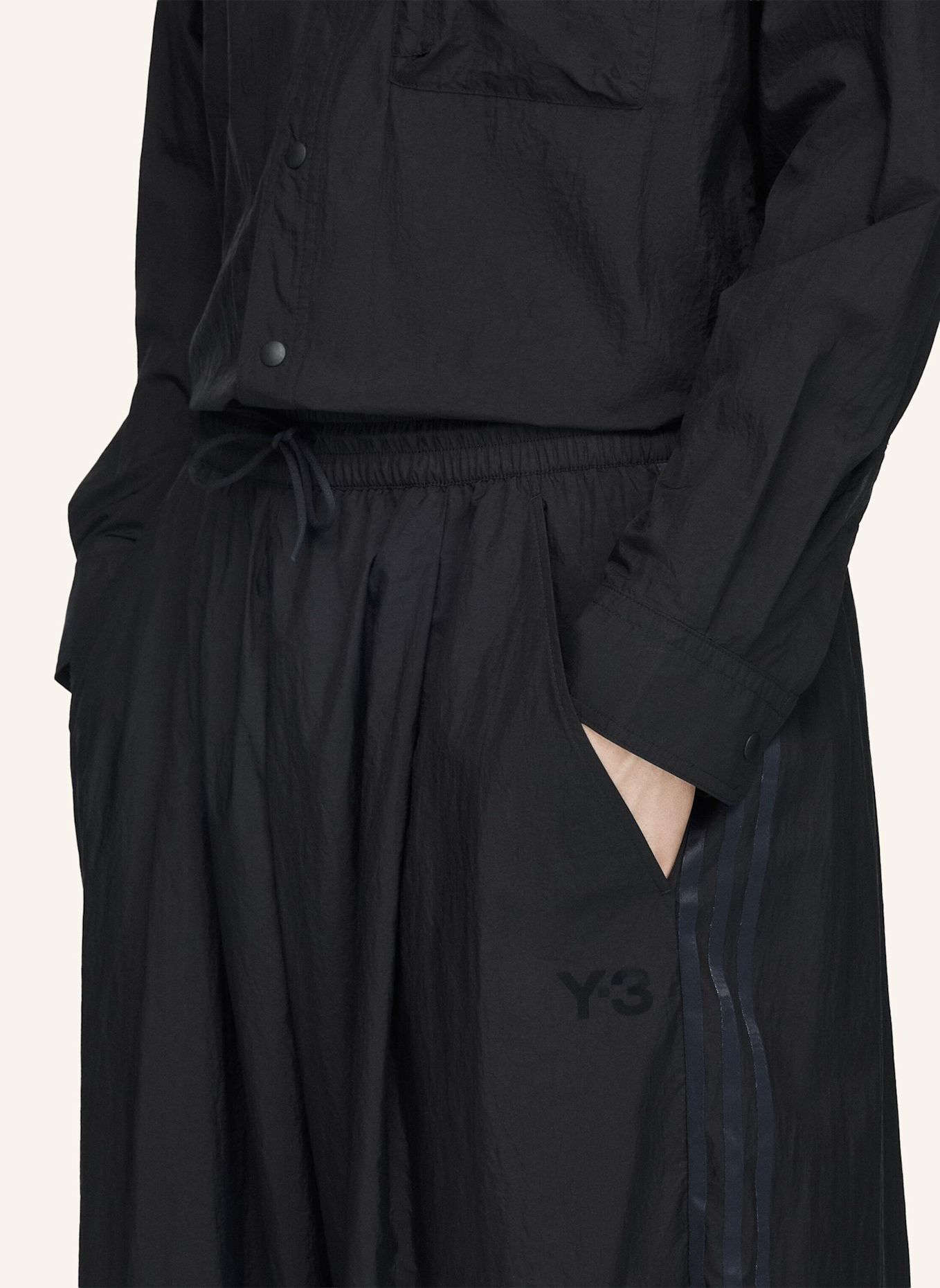 Y-3 Y-3 GRADIENT 3-STREIFEN NYLON WEITE HOSE: SCHWARZ