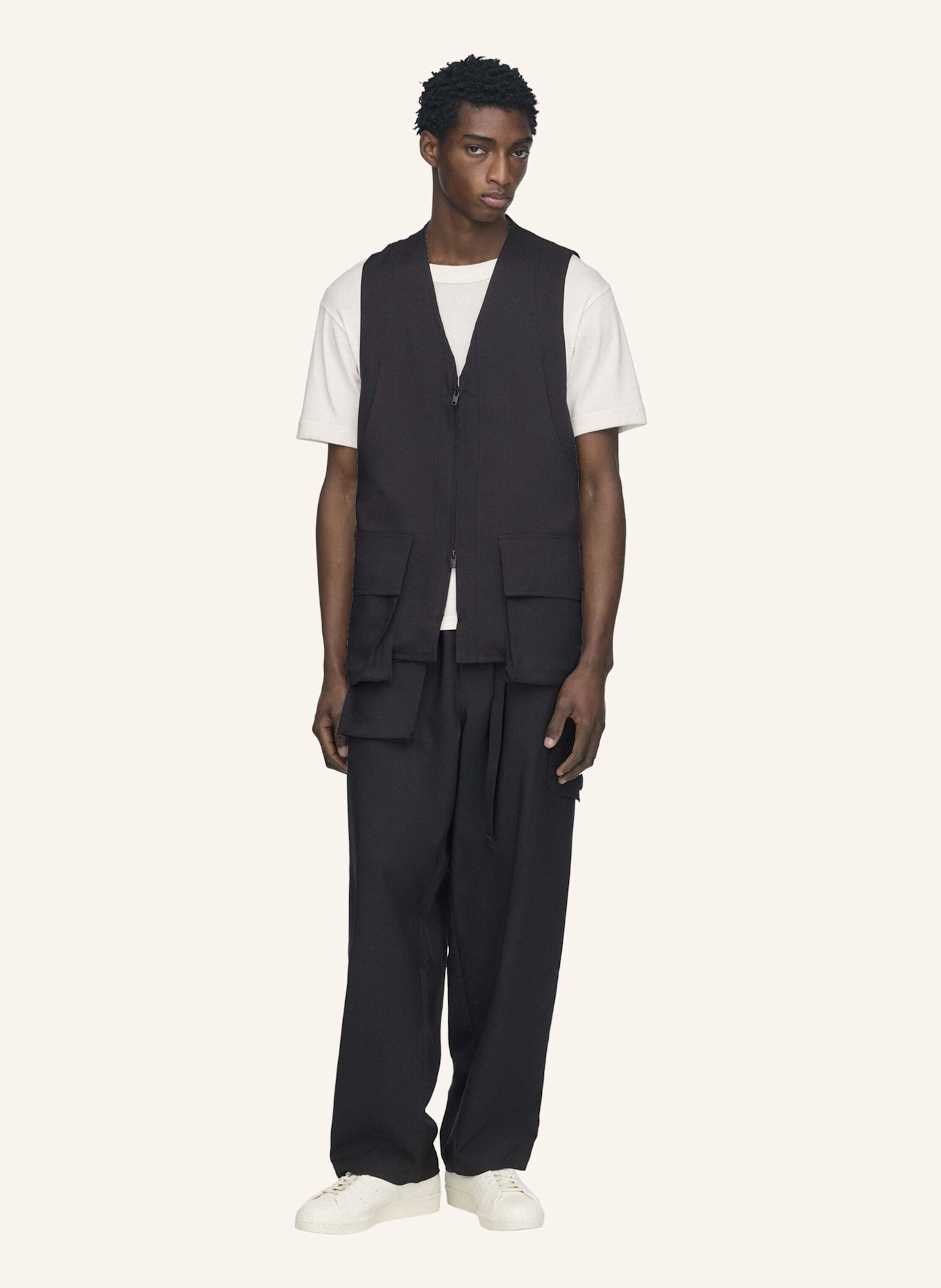 Y-3 Y-3 SPORT UNIFORM WESTE MIT TASCHEN: SCHWARZ