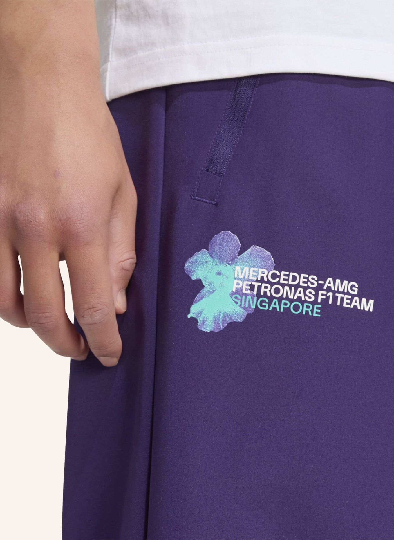 adidas MERCEDES-AMG PETRONAS FORMULA 1 TEAM VANDA BLOOM HOSE: LILA