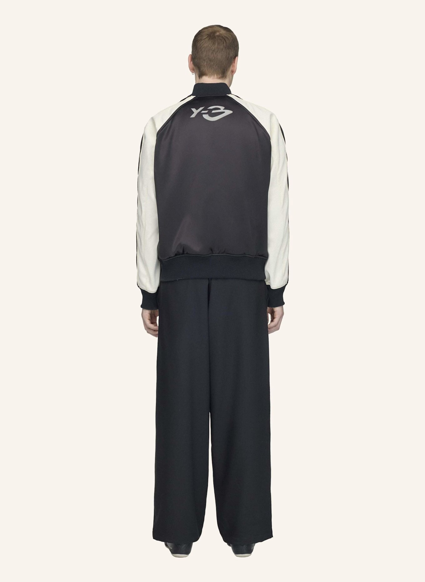 Y-3 Y-3 LIQUID LOGO SATIN SOUVENIR JACKE: SCHWARZ