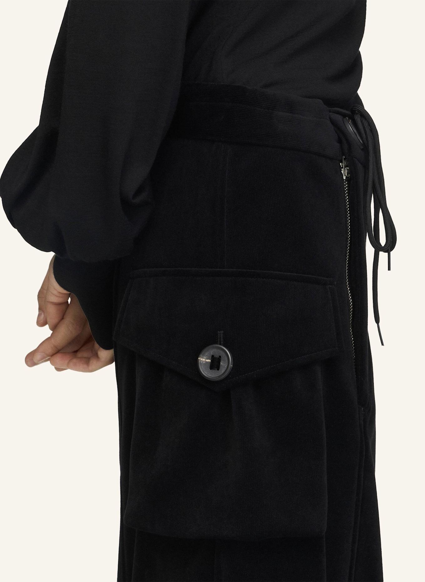 Y-3 Y-3 UTILITY ROCK, CORDSAMT: SCHWARZ