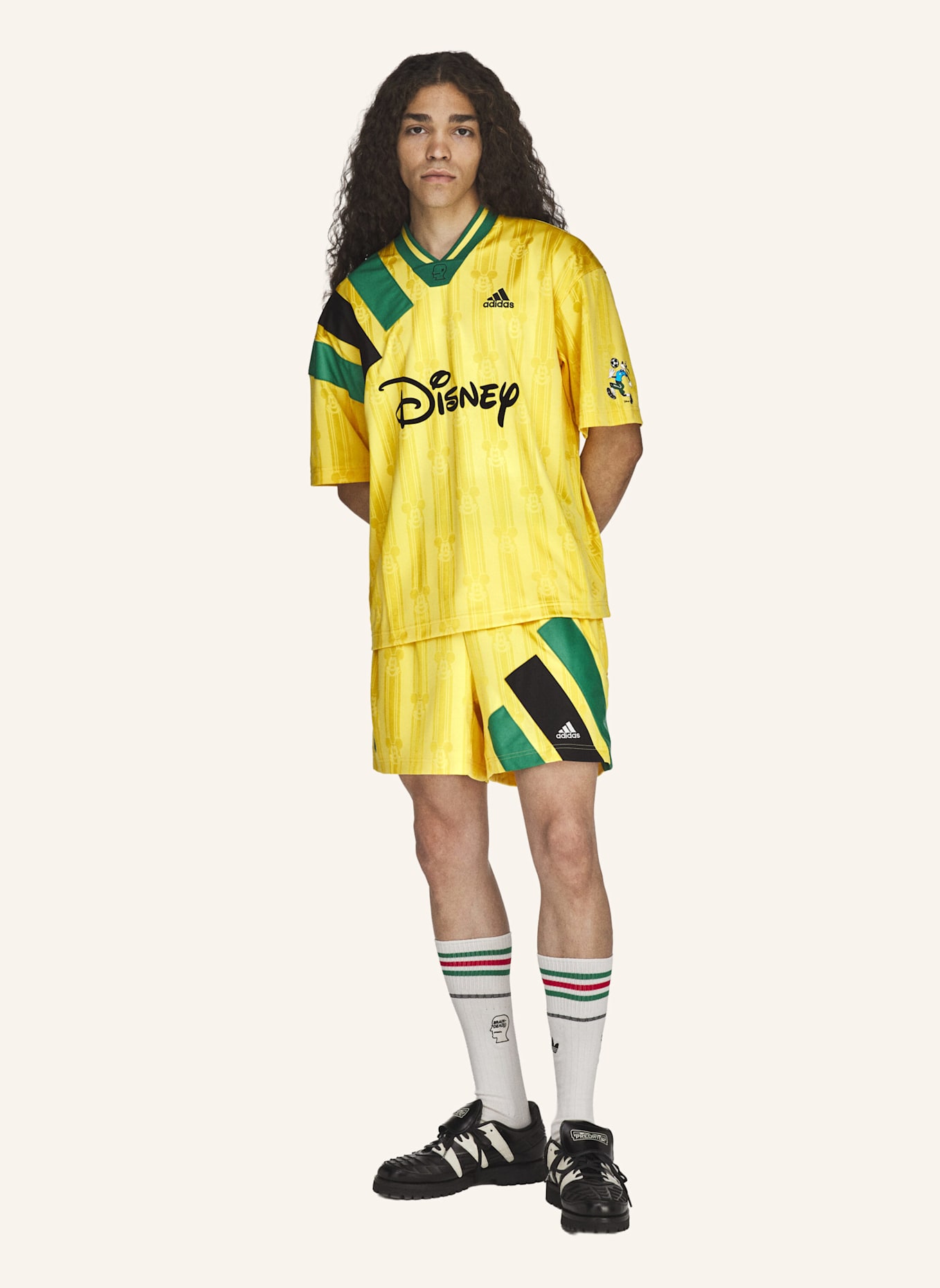 adidas Originals BRAIN DEAD DISNEY FUSSBALLTRIKOT: GOLD