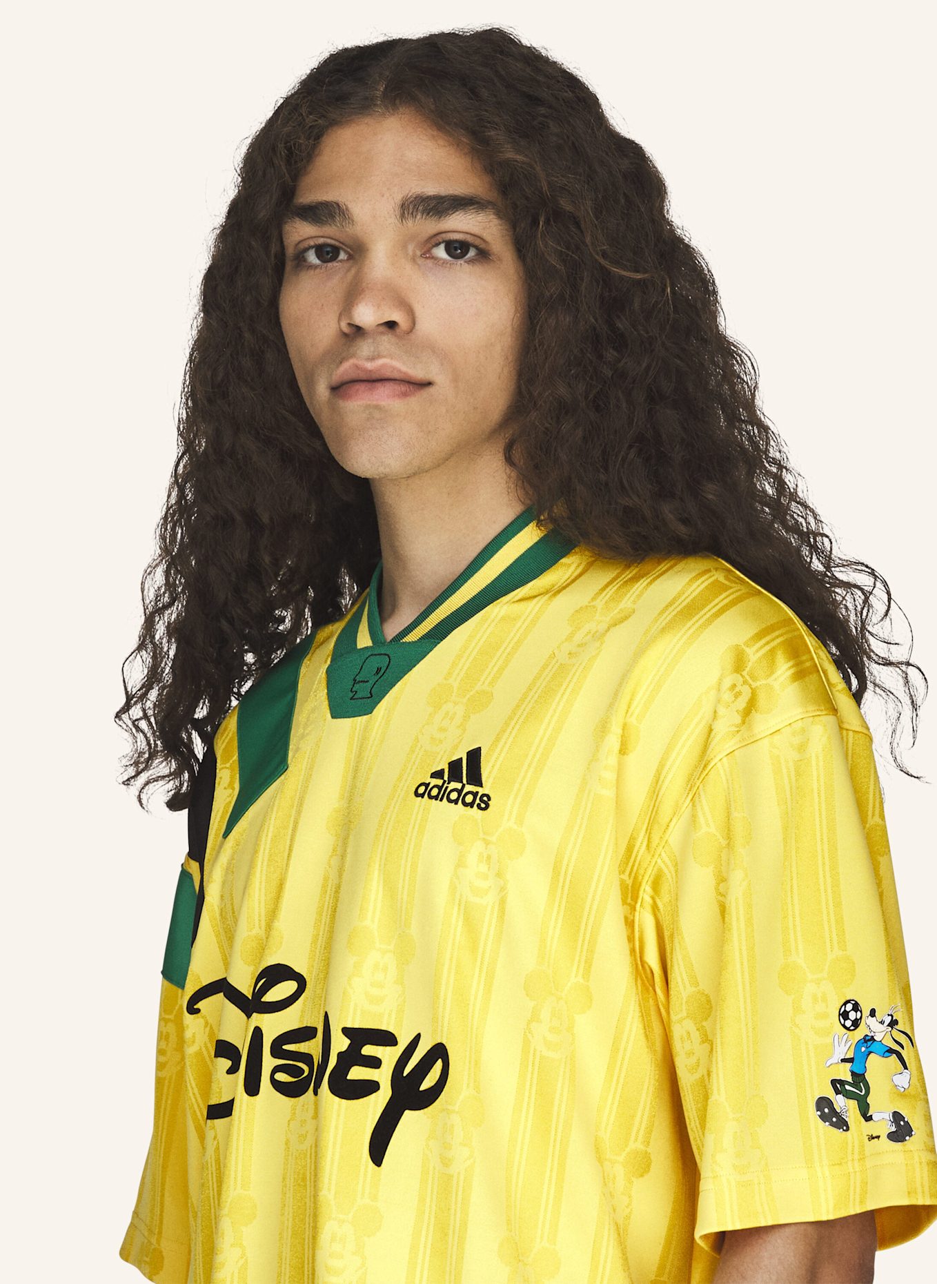 adidas Originals BRAIN DEAD DISNEY FUSSBALLTRIKOT: GOLD