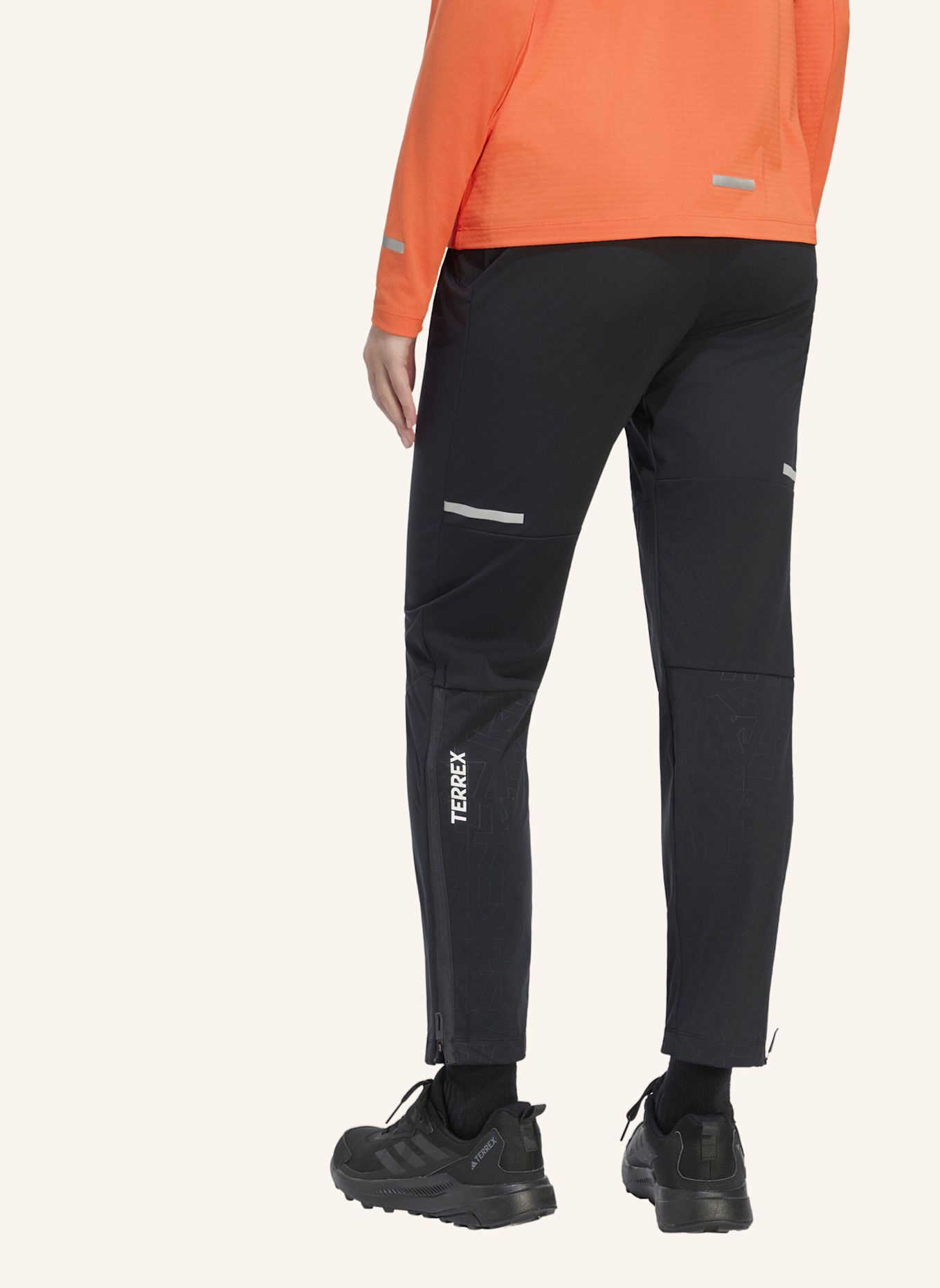 adidas TERREX TERREX XPERIOR CROSS-COUNTRY SOFTSHELL-HOSE: SCHWARZ