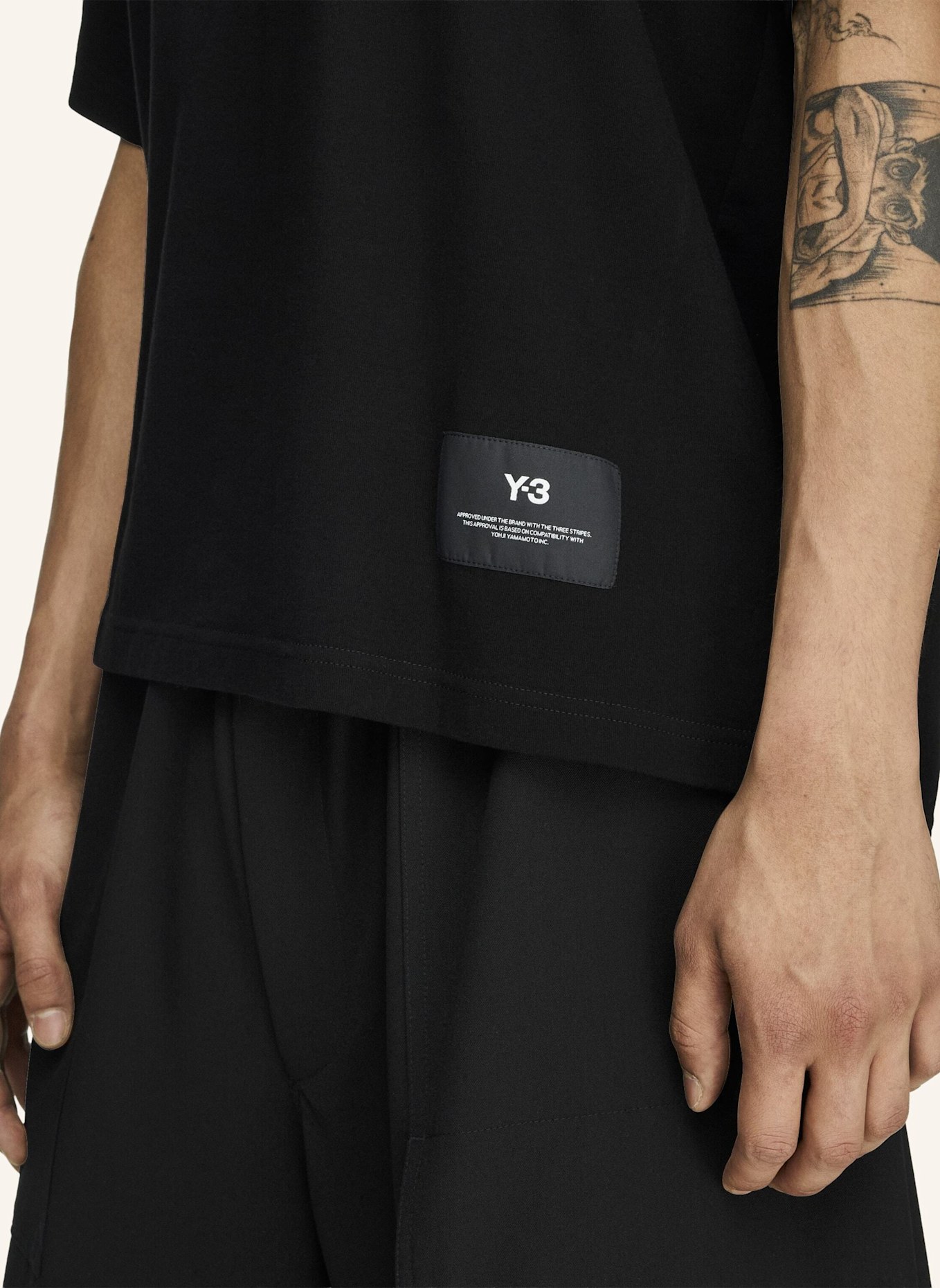 Y-3 Y-3 ARCHIV 06 T-SHIRT, KURZÄRMELIG: SCHWARZ