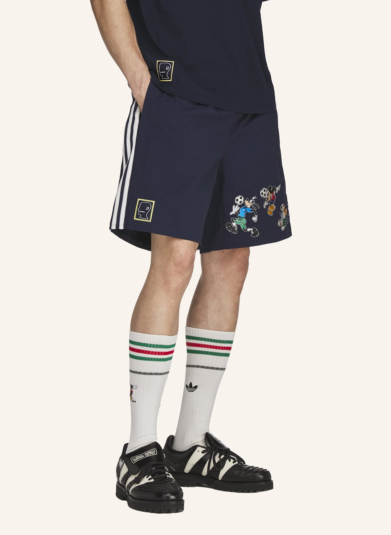 adidas Originals BRAIN DEAD DISNEY SHORTS: BLAU