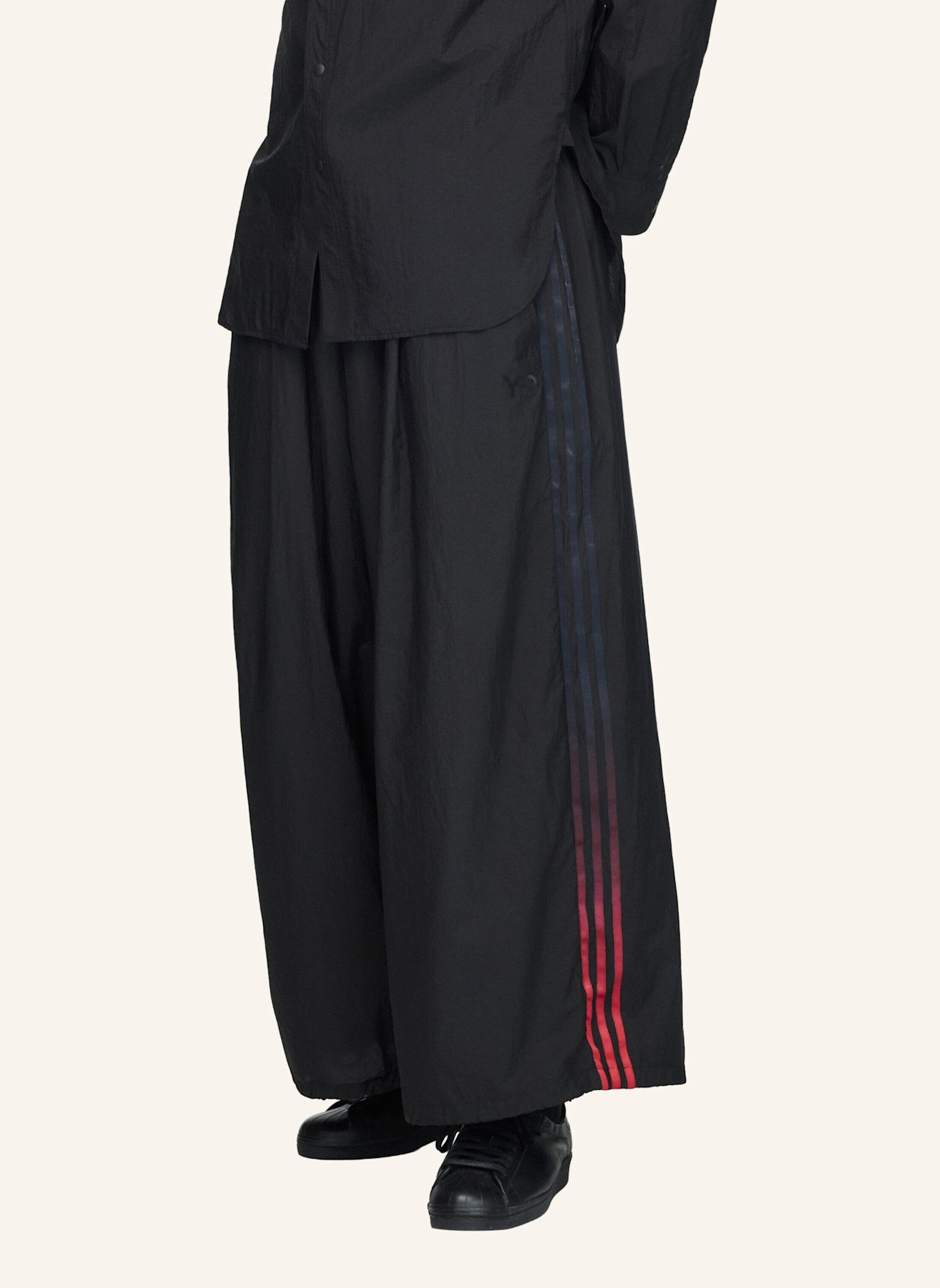 Y-3 Y-3 GRADIENT 3-STREIFEN NYLON WEITE HOSE: SCHWARZ