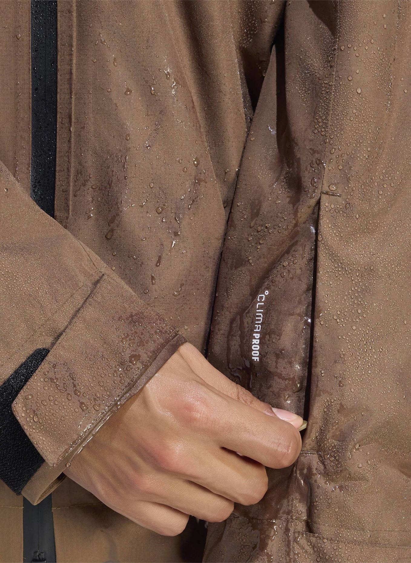 adidas TERREX TERREX XPLORIC CLIMAPROOF ISOLATIONSJACKE, 2-LAGIG: BRAUN