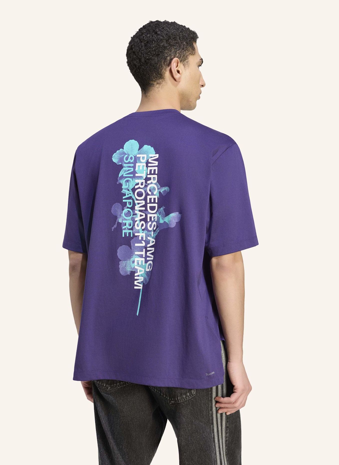 adidas MERCEDES AMG PETRONAS FORMULA 1 TEAM VANDA BLOOM T-SHIRT: LILA