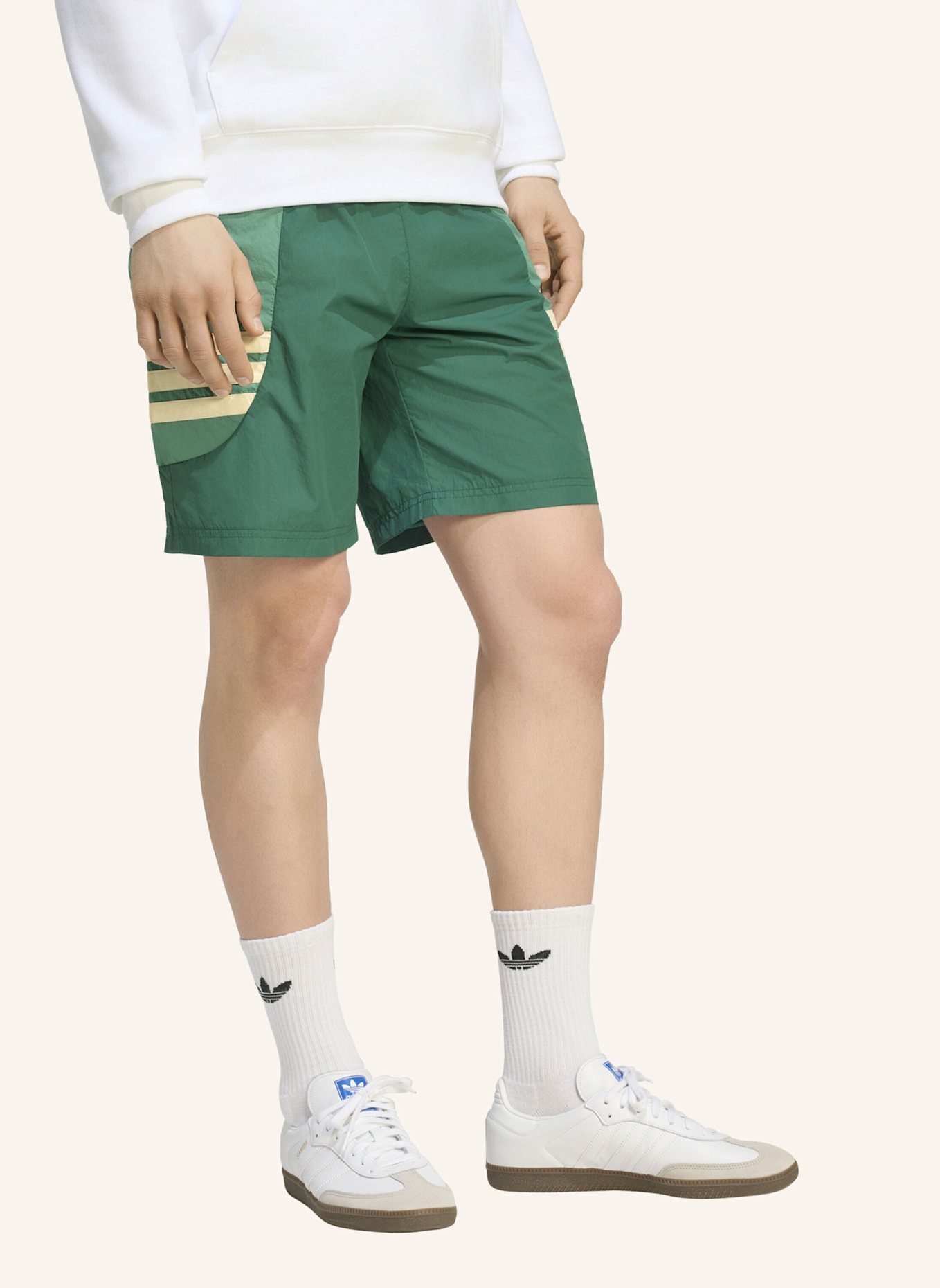 adidas Originals MUNICH CUTLINE SHORTS: GRÜN