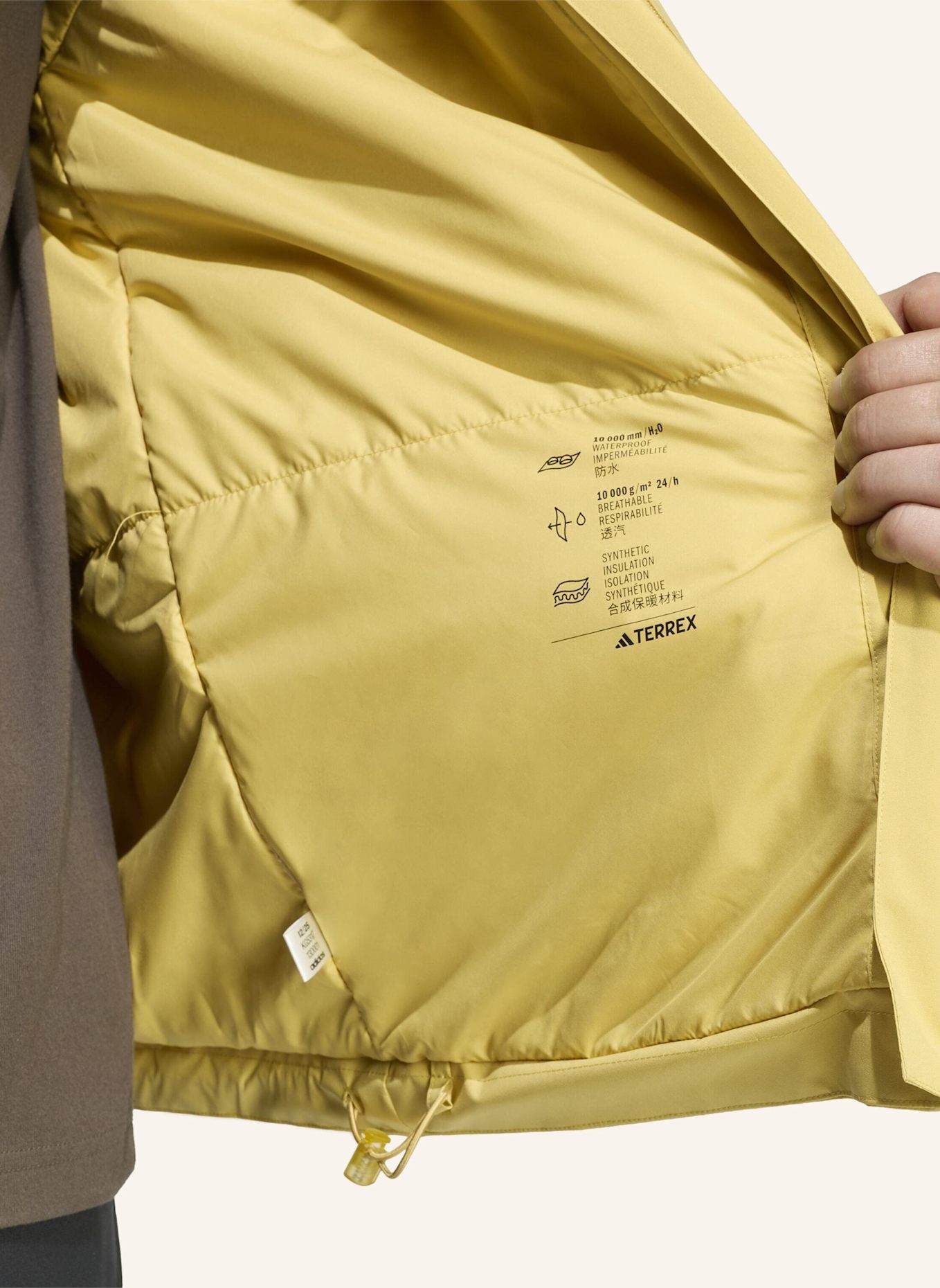 adidas TERREX TERREX MULTI ESSENTIALS CLIMAPROOF KAPUZENJACKE, ISOLIEREND: BEIGE