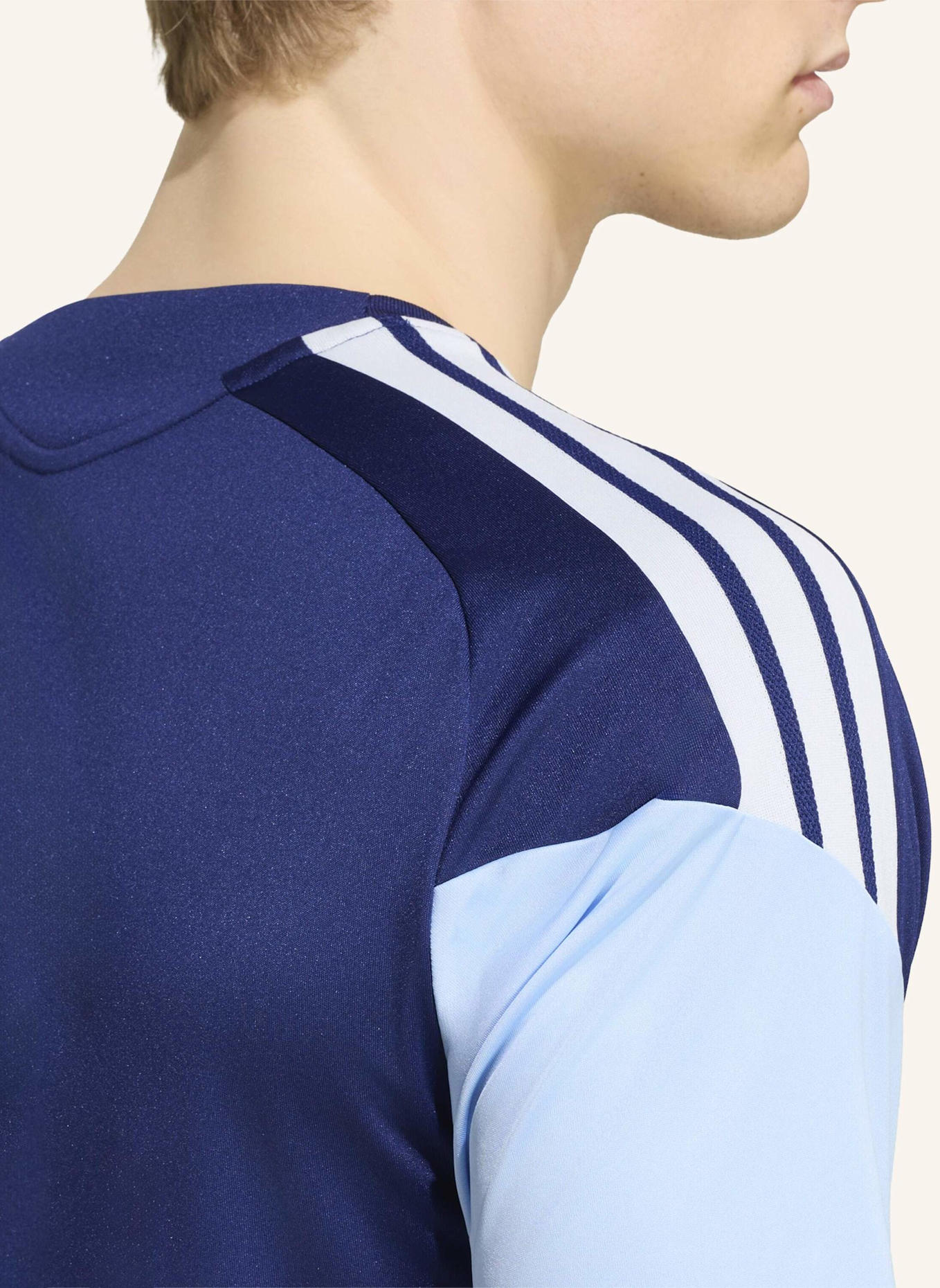 adidas AJAX 26/27 TIRO26 TRAININGSTRIKOT: BLAU