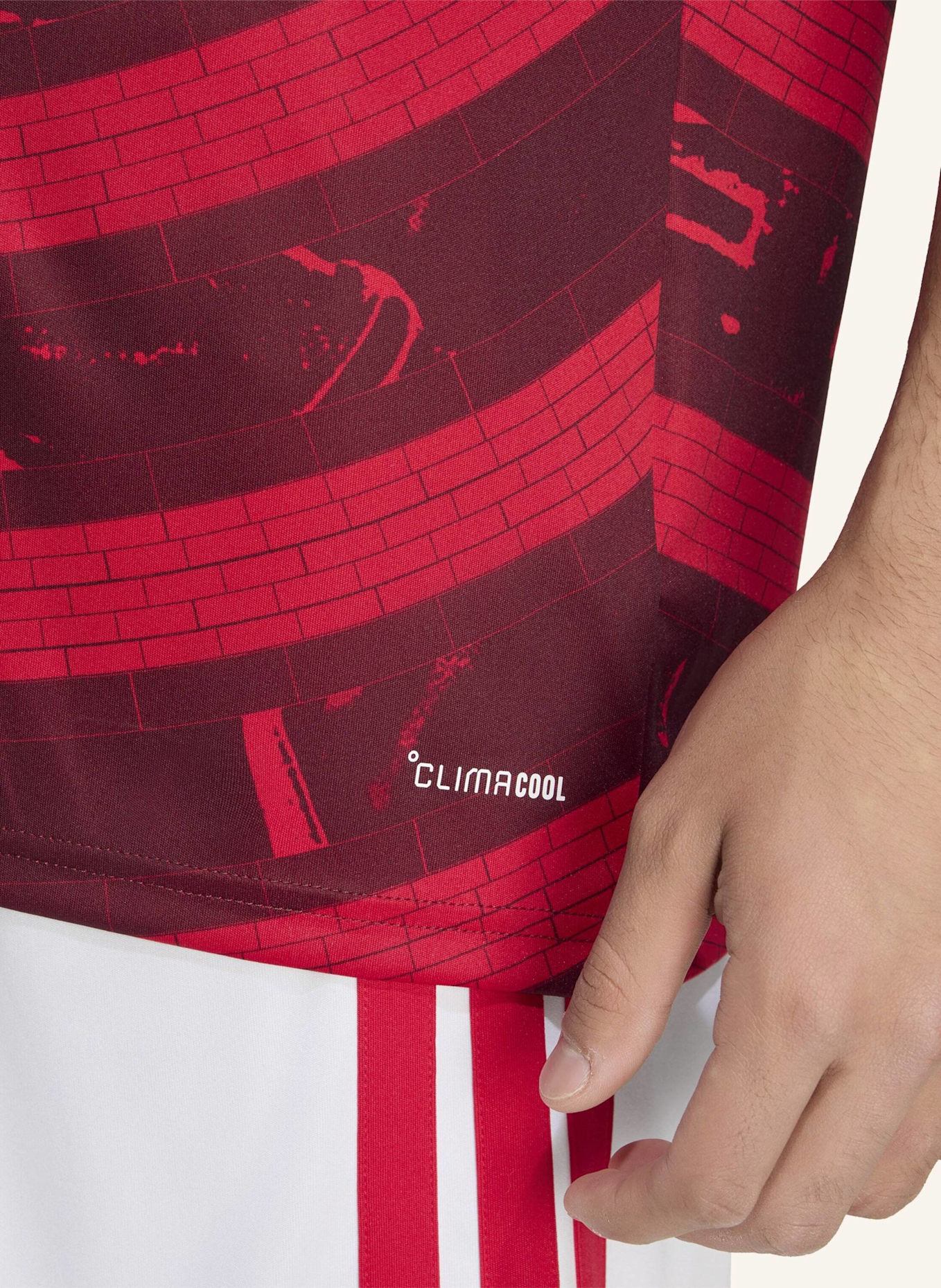 adidas AJAX AMSTERDAM 26/27 PRE-MATCH SHIRT: ROT