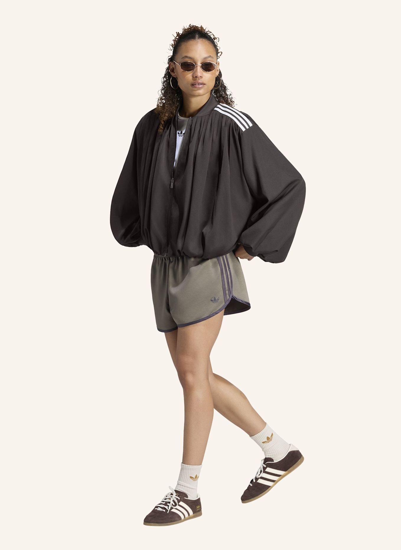 adidas Originals ORIGINALS JACKE, SATIN, PLISSIERT: BRAUN