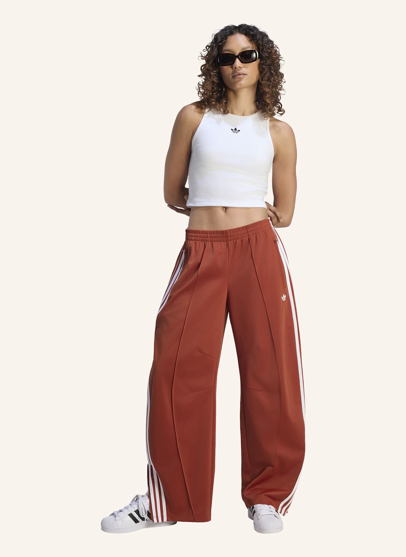 adidas Originals FIREBIRD BARREL-HOSE: ROT