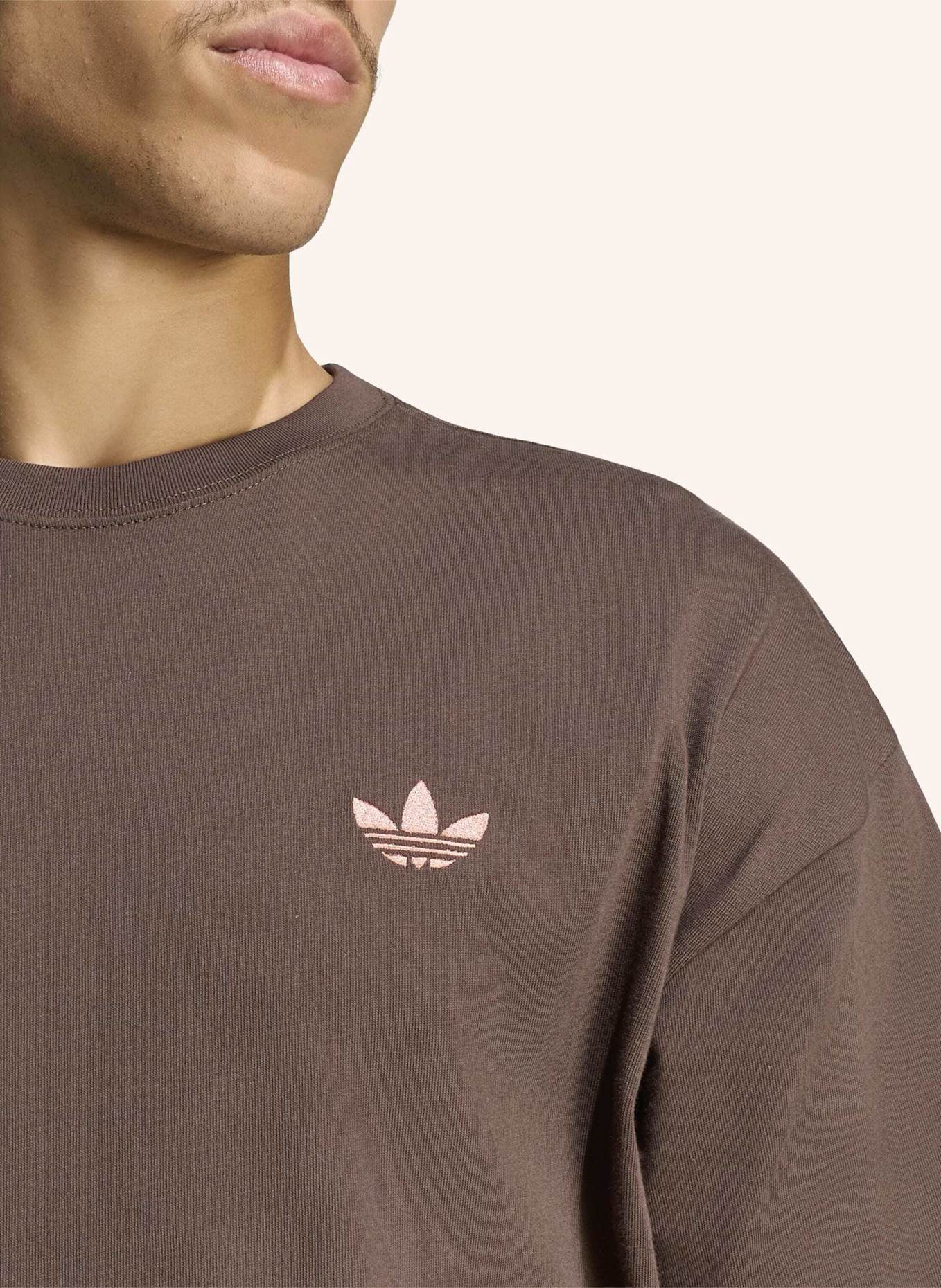 adidas Originals PARIS GFX TEE: BRAUN