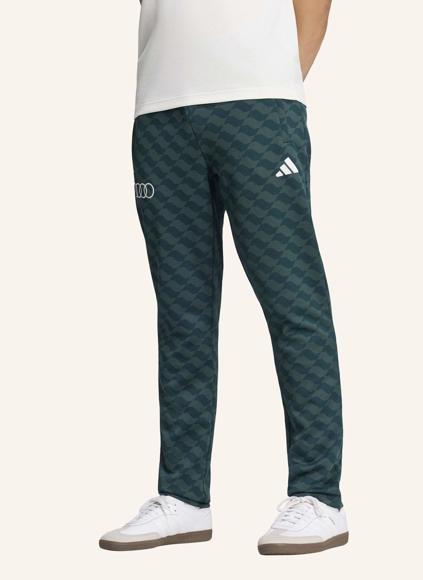 adidas AUDI REVOLUT FORMULA 1 TEAM SAMPA SOUL HOSE: GRÜN