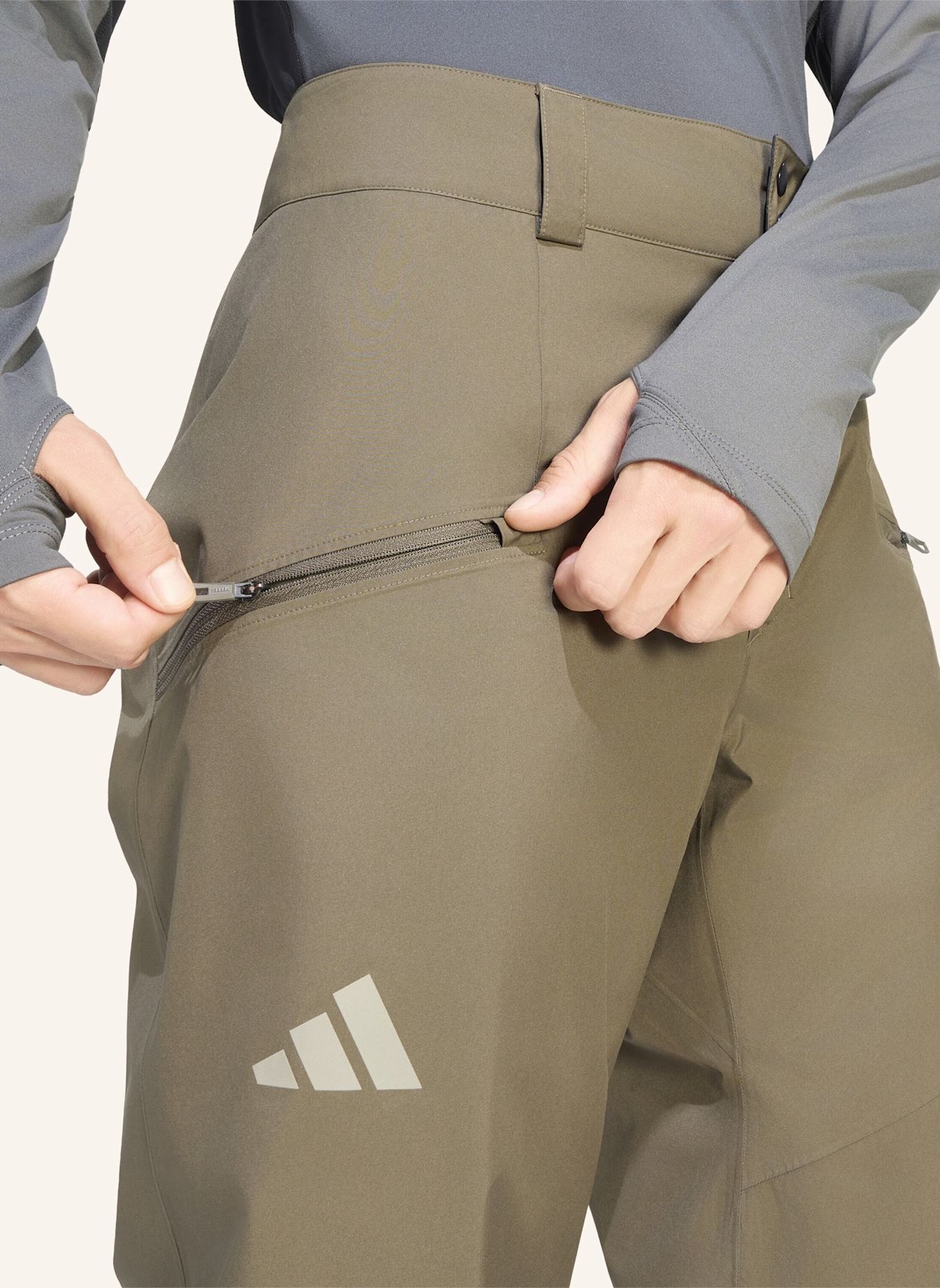 adidas TERREX TERREX MULTI HOSE, 2-LAGIG, CLIMAPROOF, ISOLIERT: GRÜN