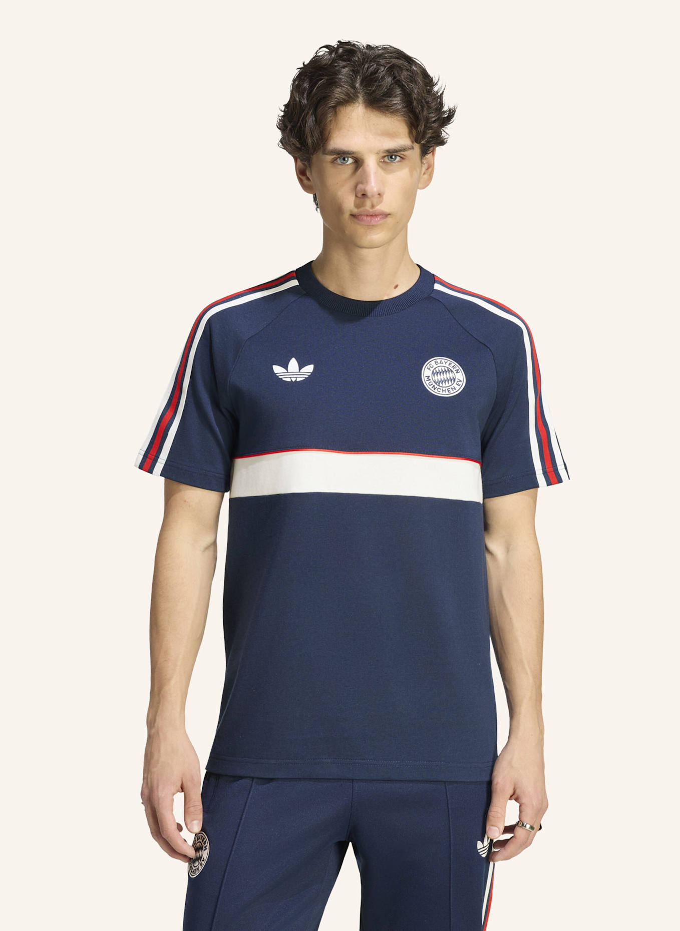 adidas FC BAYERN MÜNCHEN OG T-SHIRT: BLAU/ WEISS