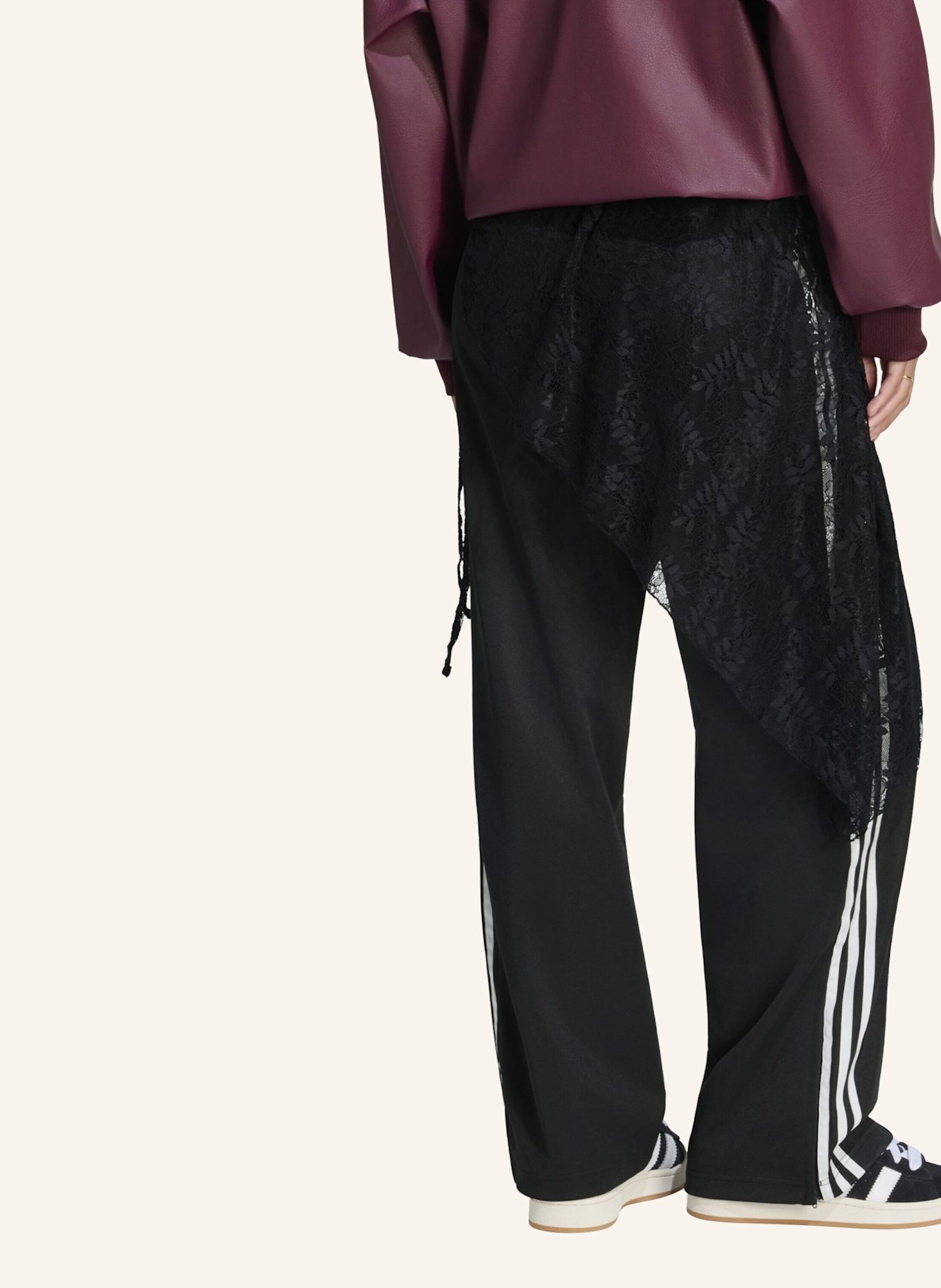 adidas Originals 2IN1 FIREBIRD LOOSE TRAININGSHOSE, LACE SKIRT: SCHWARZ