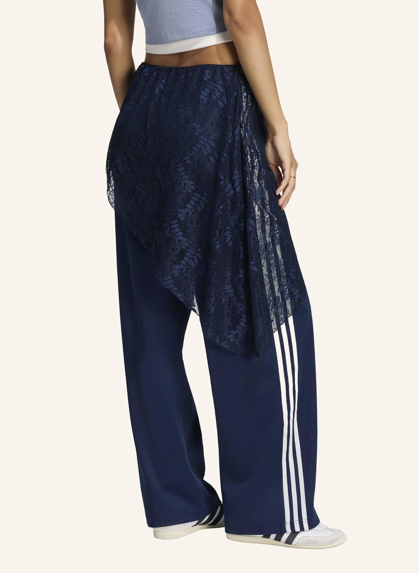adidas Originals 2IN1 FIREBIRD LOOSE TRAININGSHOSE, LACE SKIRT: BLAU