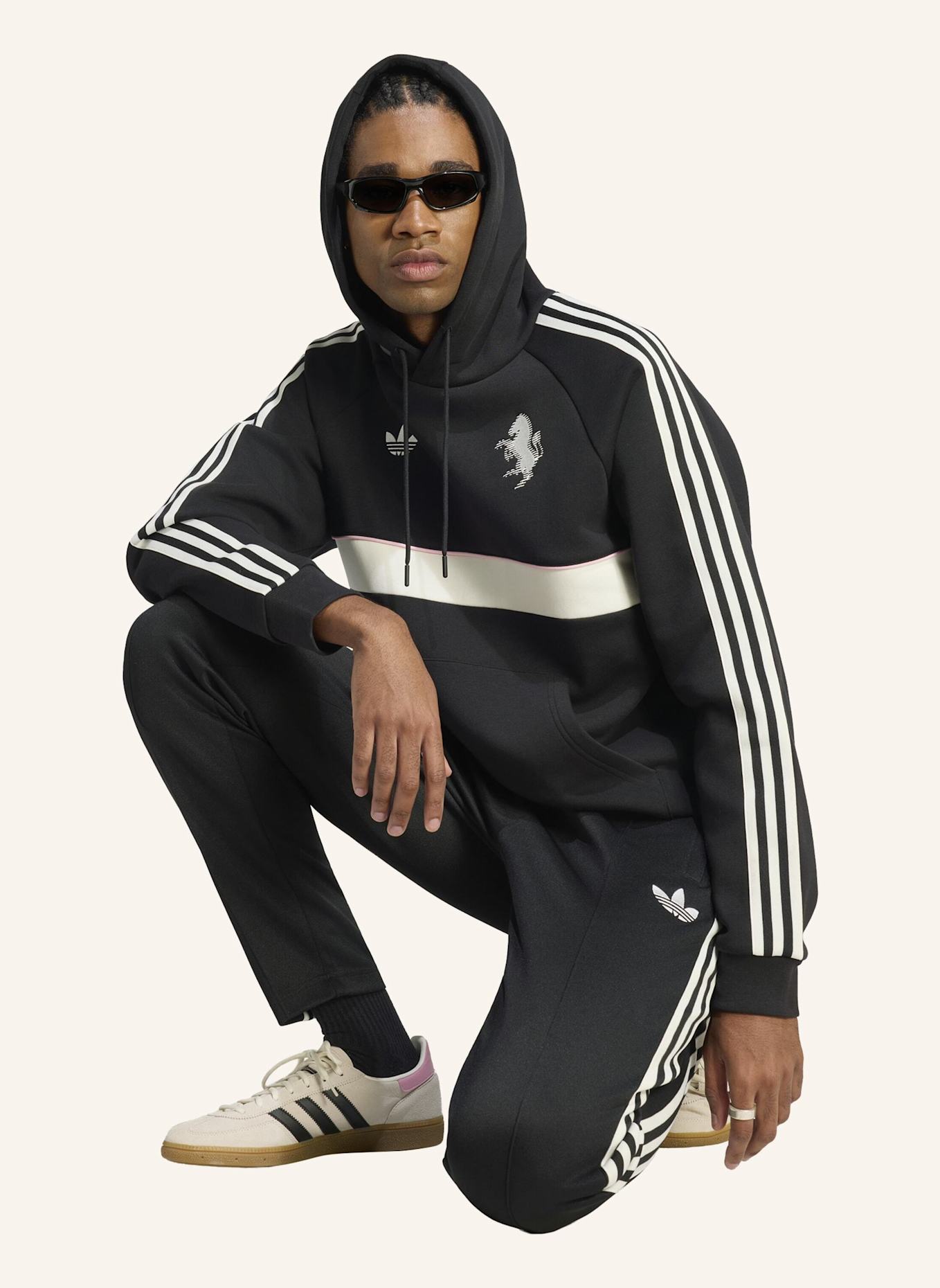 adidas JUVENTUS TURIN OG HOODIE: SCHWARZ