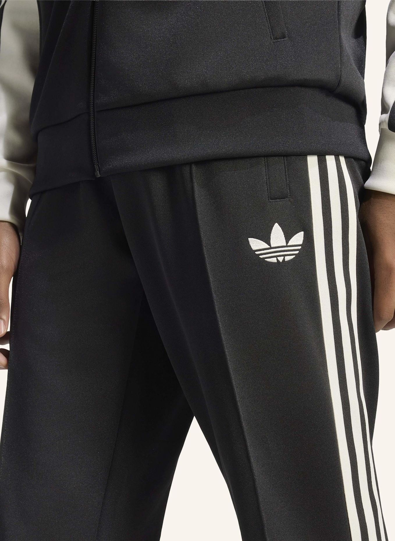 adidas JUVENTUS TURIN OG TRAININGSHOSE: SCHWARZ